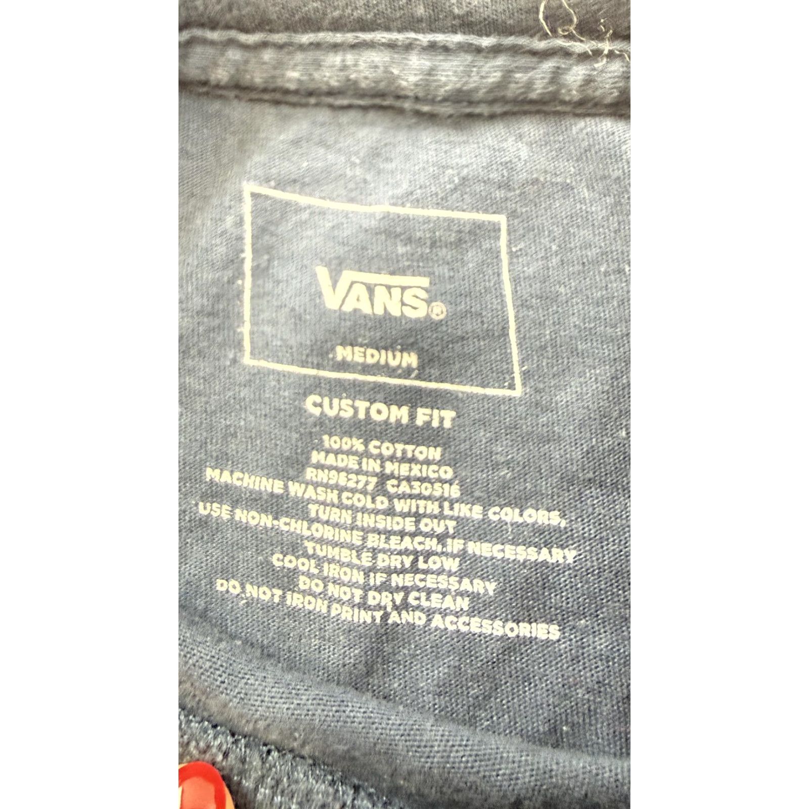 Vans Vans Shirt Mens Medium Blue The Original Off The Wall Graphic Tee Tagless Skate Shirt Mens Graphic Tee Size US M / EU 48-50 / 2 - 5 Thumbnail