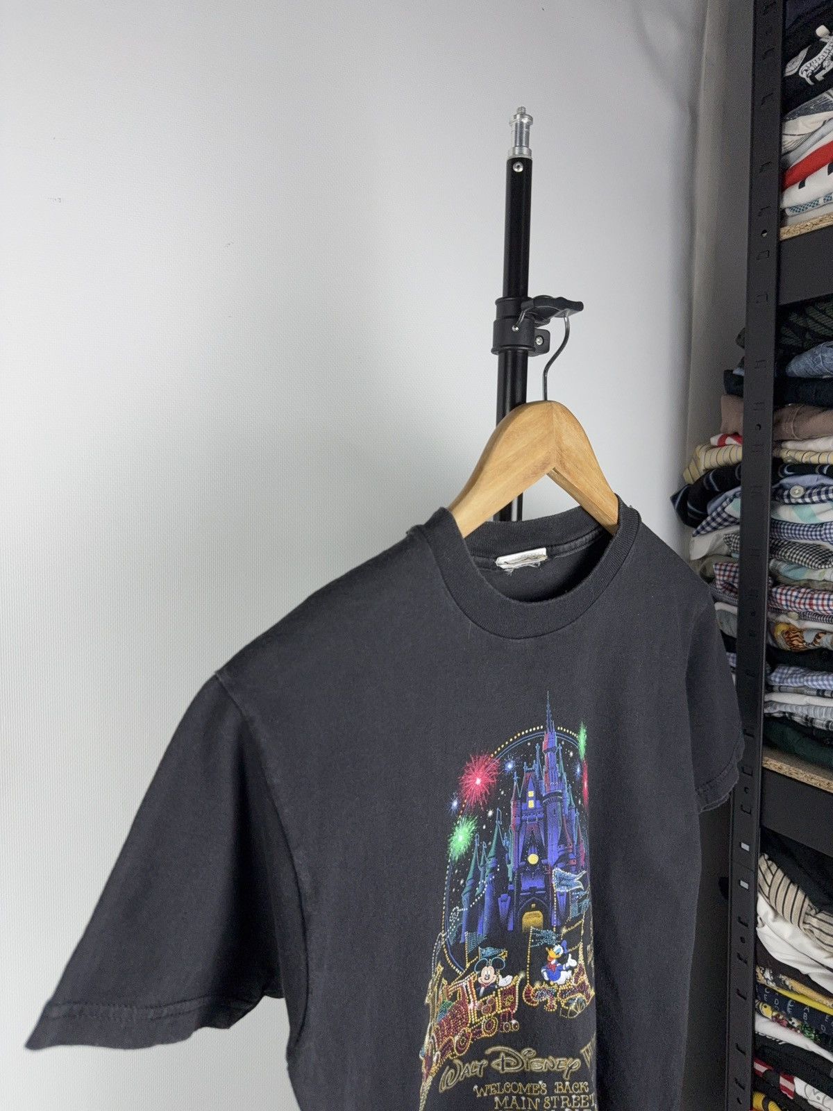 Cartoon Network × Disney × Vintage Vntg 90s Disney World Mickey Mouse Cartoon Faded T Shirt Size US XS / EU 42 / 0 - 2 Thumbnail