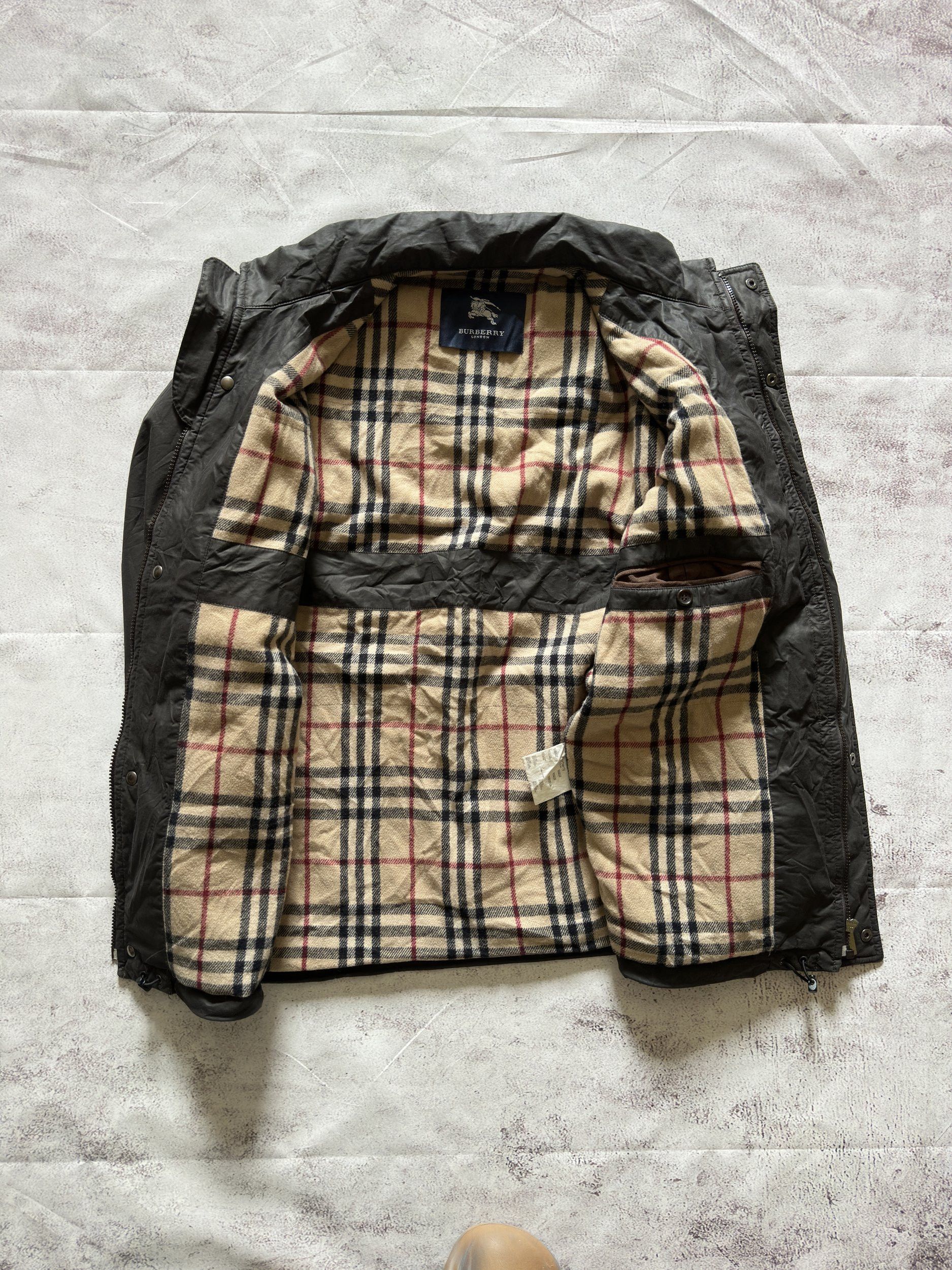 Burberry Burberry Witt Lake Waxed Cotton Field Jacket Nova Check sz.L Size US L / EU 52-54 / 3 - 12 Thumbnail