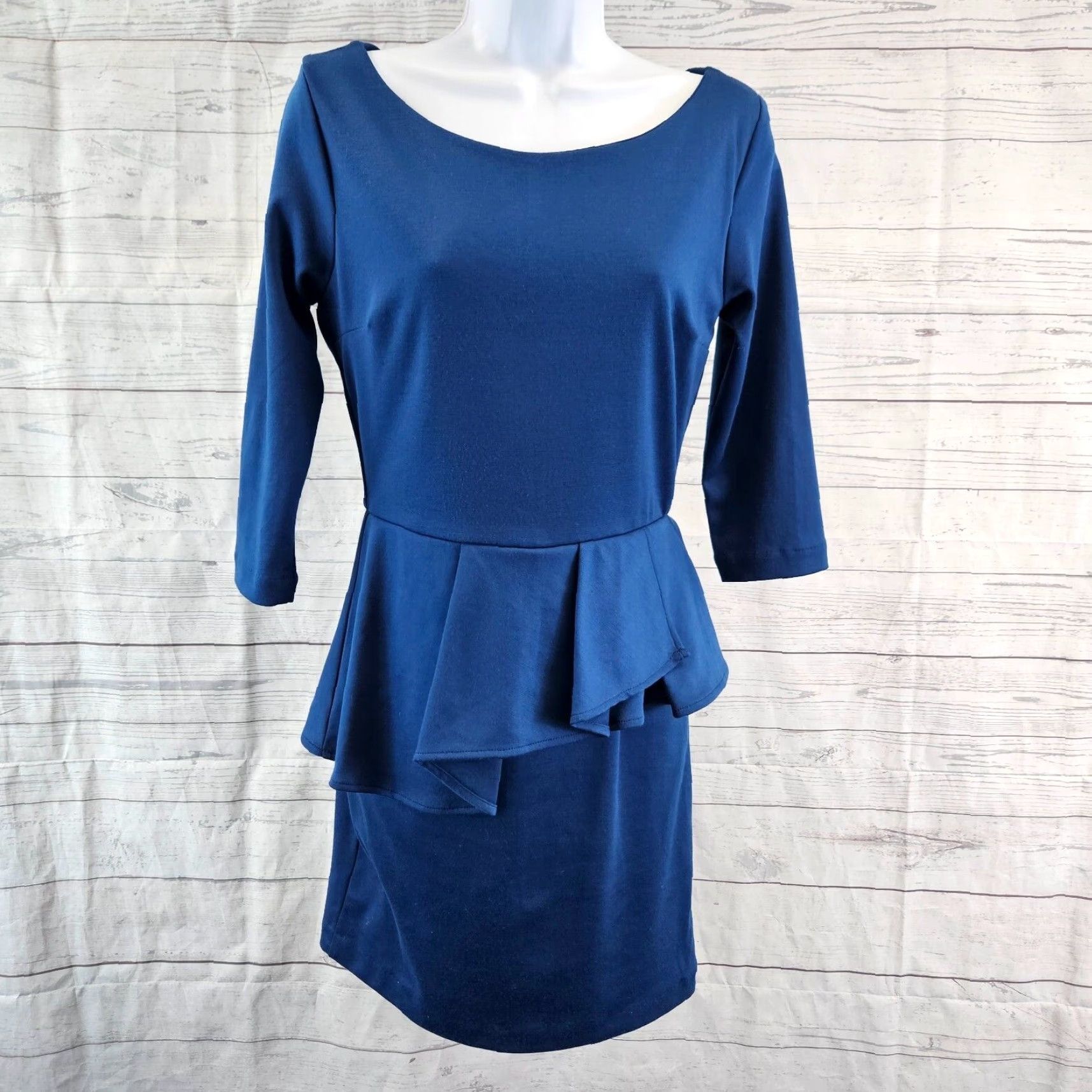Vintage Sunday in Brooklyn Womens Dress Sz Small Solid Blue 3/4 Sleeve Ruffle Sheath Short Dress Womens Small Blue 3/4 Sleeve Size S / US 4 / IT 40 - 2 Thumbnail