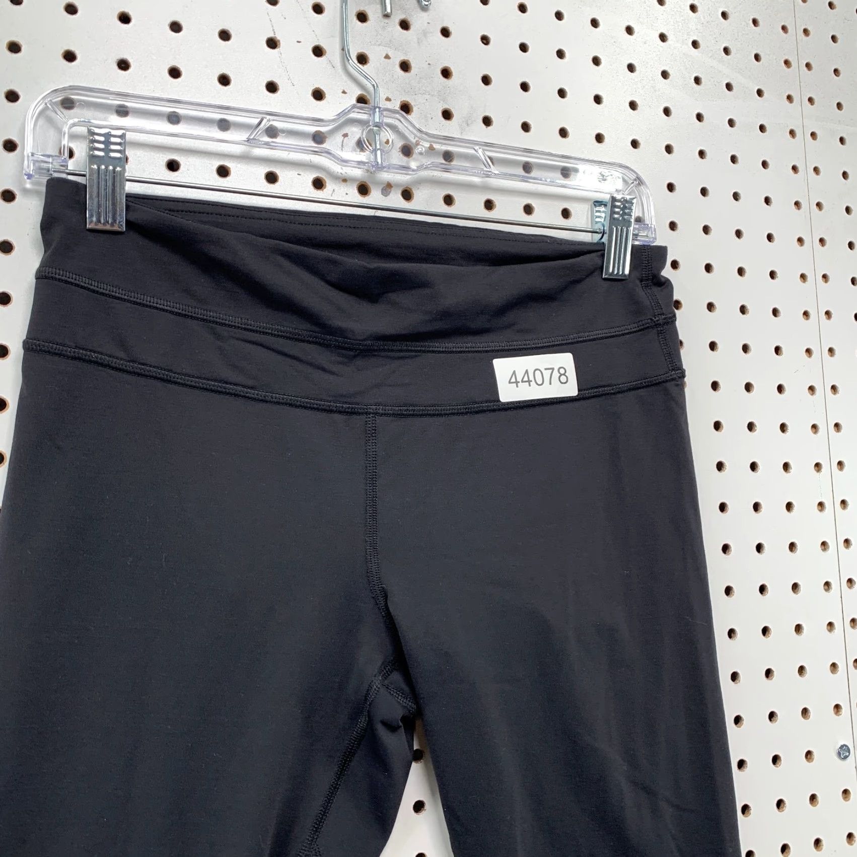 Lululemon LULULEMON Athletic Leggings Womens Size 6 Black Cropped Yoga Workout Fit 26x21 Size 28" / US 6 / IT 42 - 3 Thumbnail