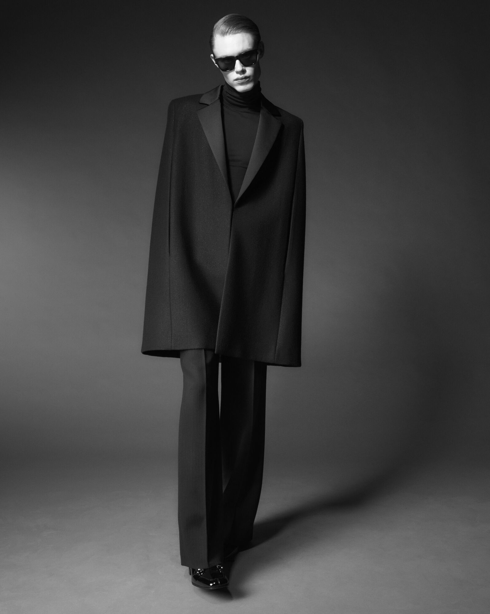 Saint Laurent Paris o1bcso1str0924 Cassandre Top in Wool in Black Size US M / EU 48-50 / 2 - 3 Thumbnail