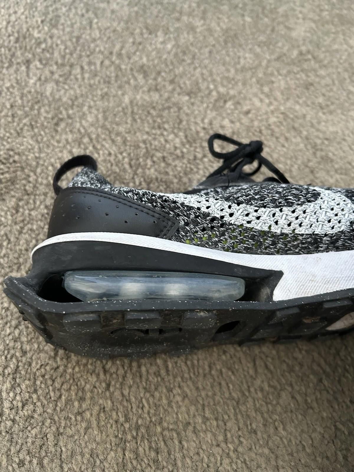 Nike Nike Air Runners Sneakers Flyknit- Size US 8 UK 5.5 EUR 39 Size US 6.5 / EU 39-40 - 8 Thumbnail