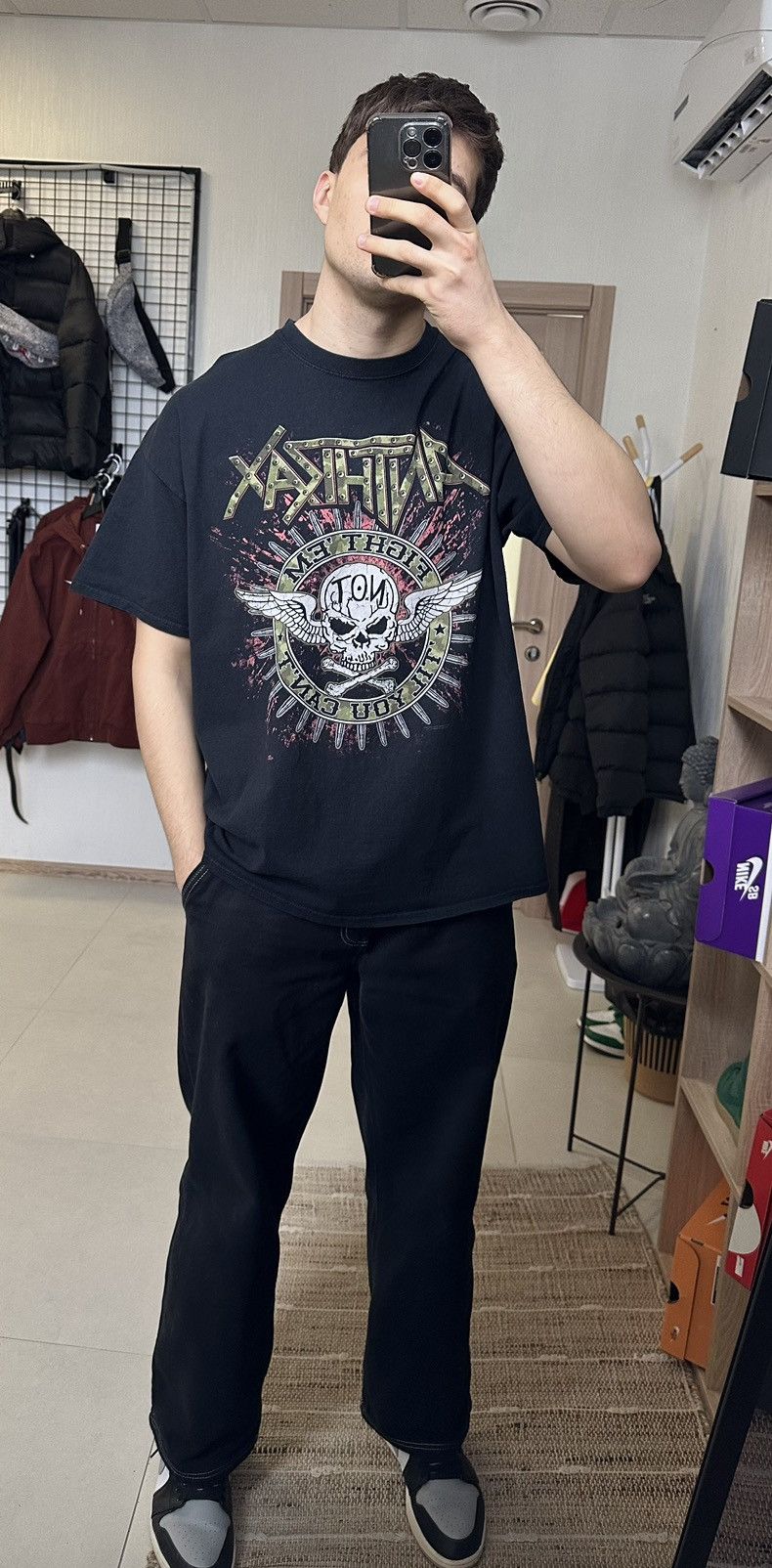 Band Tees Anthrax “fight em till you can’t” T-Shirt Men oversized L Size US XXL / EU 58 / 5 - 2 Thumbnail