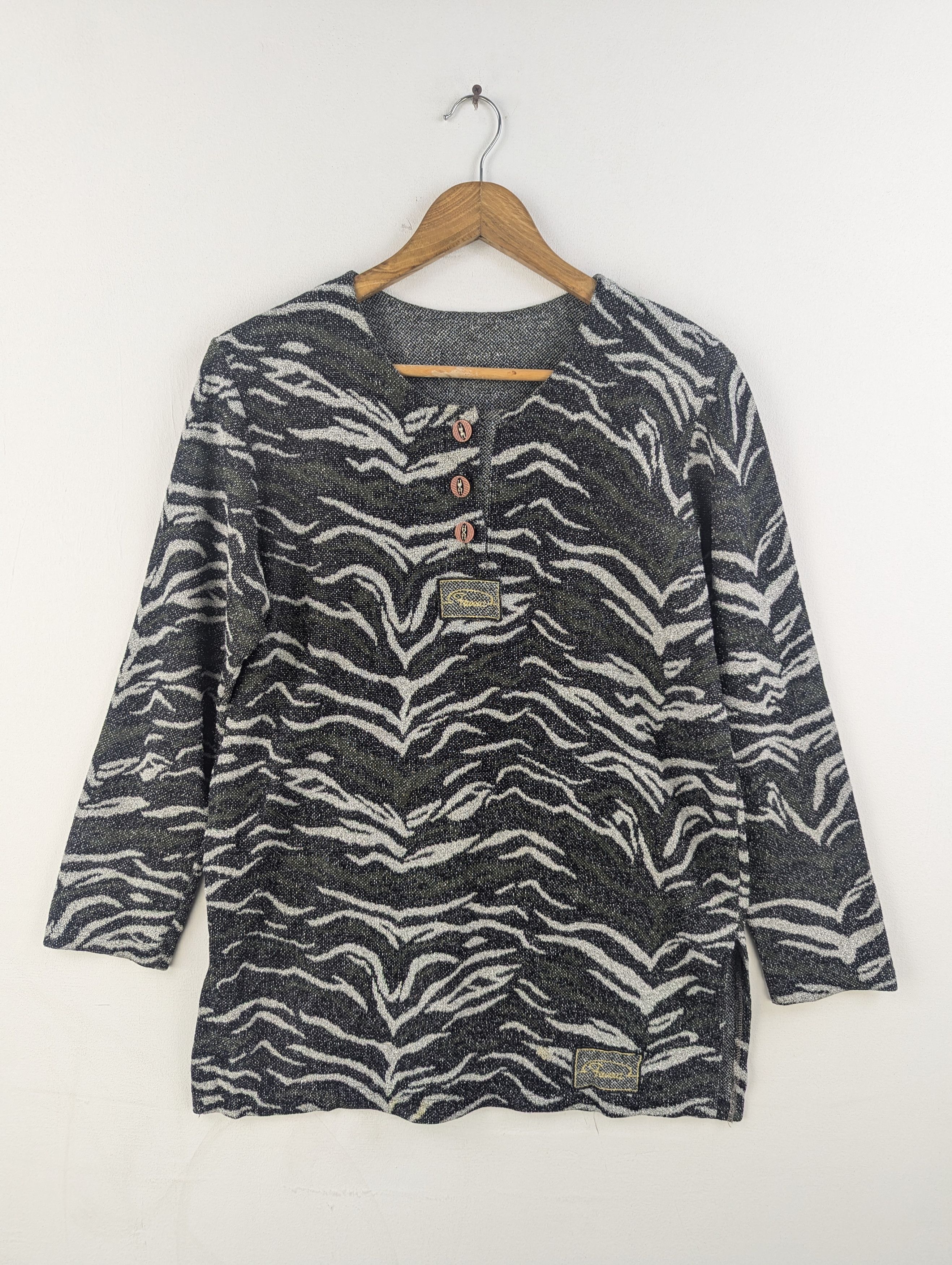 Art Comes First × Japanese Brand × Vintage Vintage Blouse Zebra Pattern Style Size M / US 6-8 / IT 42-44 - 1 Thumbnail
