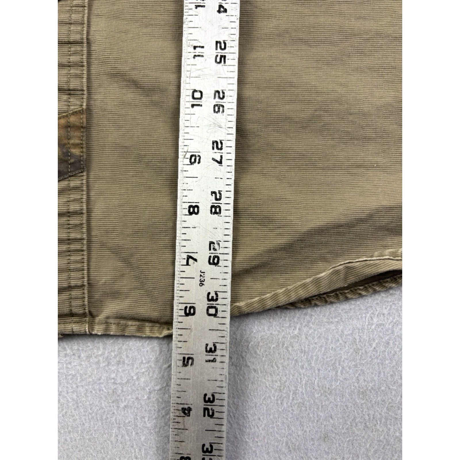 Vintage L.L. Bean Shirt Mens Size L Green Button Up Camo Longsleeve Hunting Size US L / EU 52-54 / 3 - 7 Thumbnail