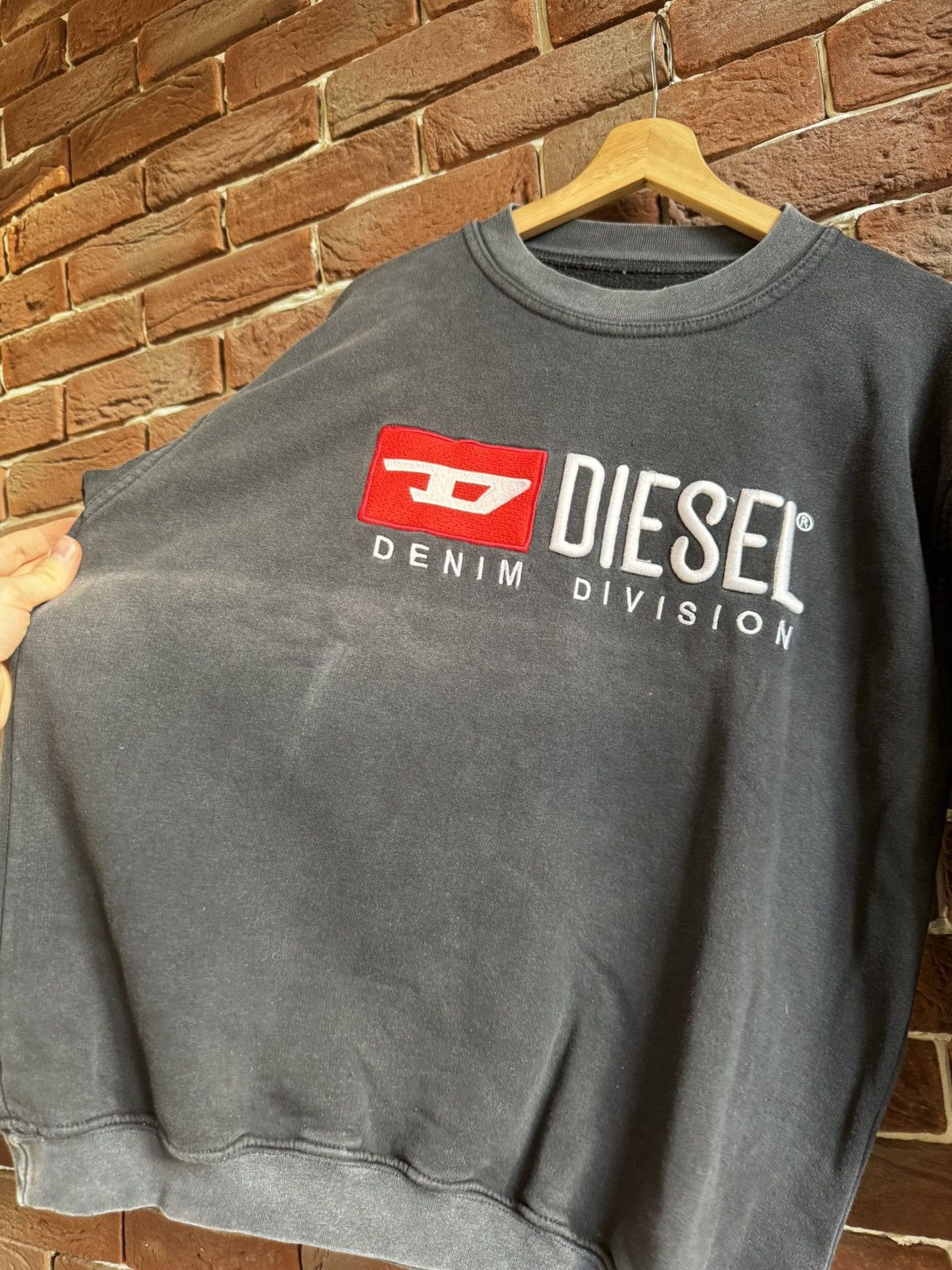Diesel Diesel sweatshirt vintage big logo crew neck black 90s Size US M / EU 48-50 / 2 - 3 Thumbnail