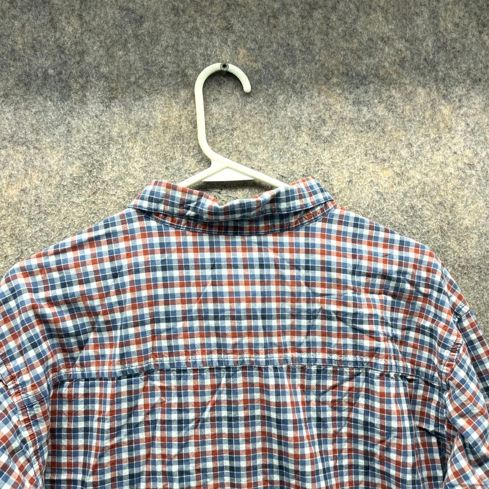 Vintage VINTAGE Columbia Shirt Men Large Adult Red Blue Casual Button Down Dress Check Vintage Size US L / EU 52-54 / 3 - 6 Thumbnail