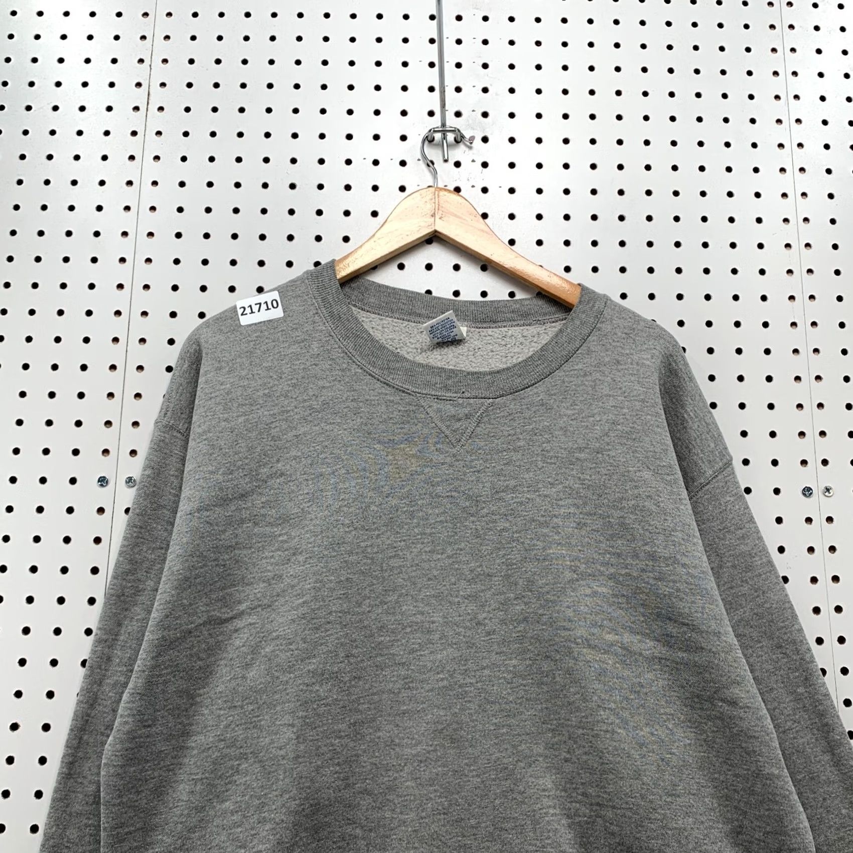 Russell Athletic VINTAGE Russell Athletic Sweatshirt Gray Large 90s Crewneck Pullover Men Size US L / EU 52-54 / 3 - 2 Thumbnail