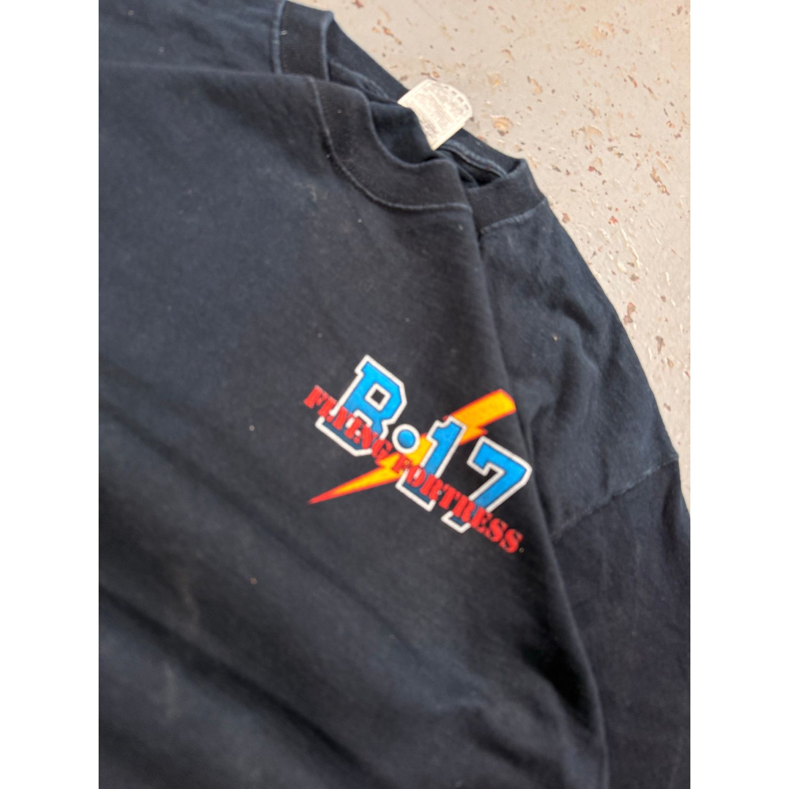Vintage Vintage B-17 Tee Size US XL / EU 56 / 4 - 4 Thumbnail