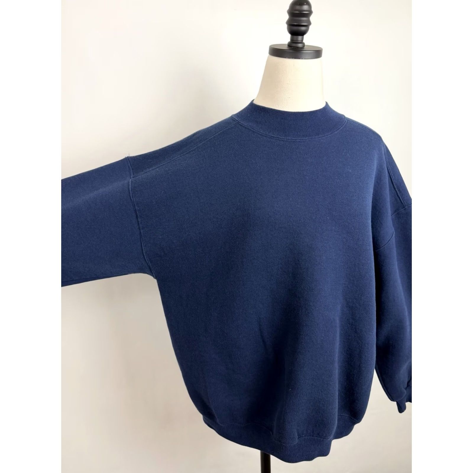 Vintage VINTAGE CHIC Sweatshirt Womens XL Navy Blue Blank Crewneck 90s Preppy Mom Size XL / US 12-14 / IT 48-50 - 3 Thumbnail