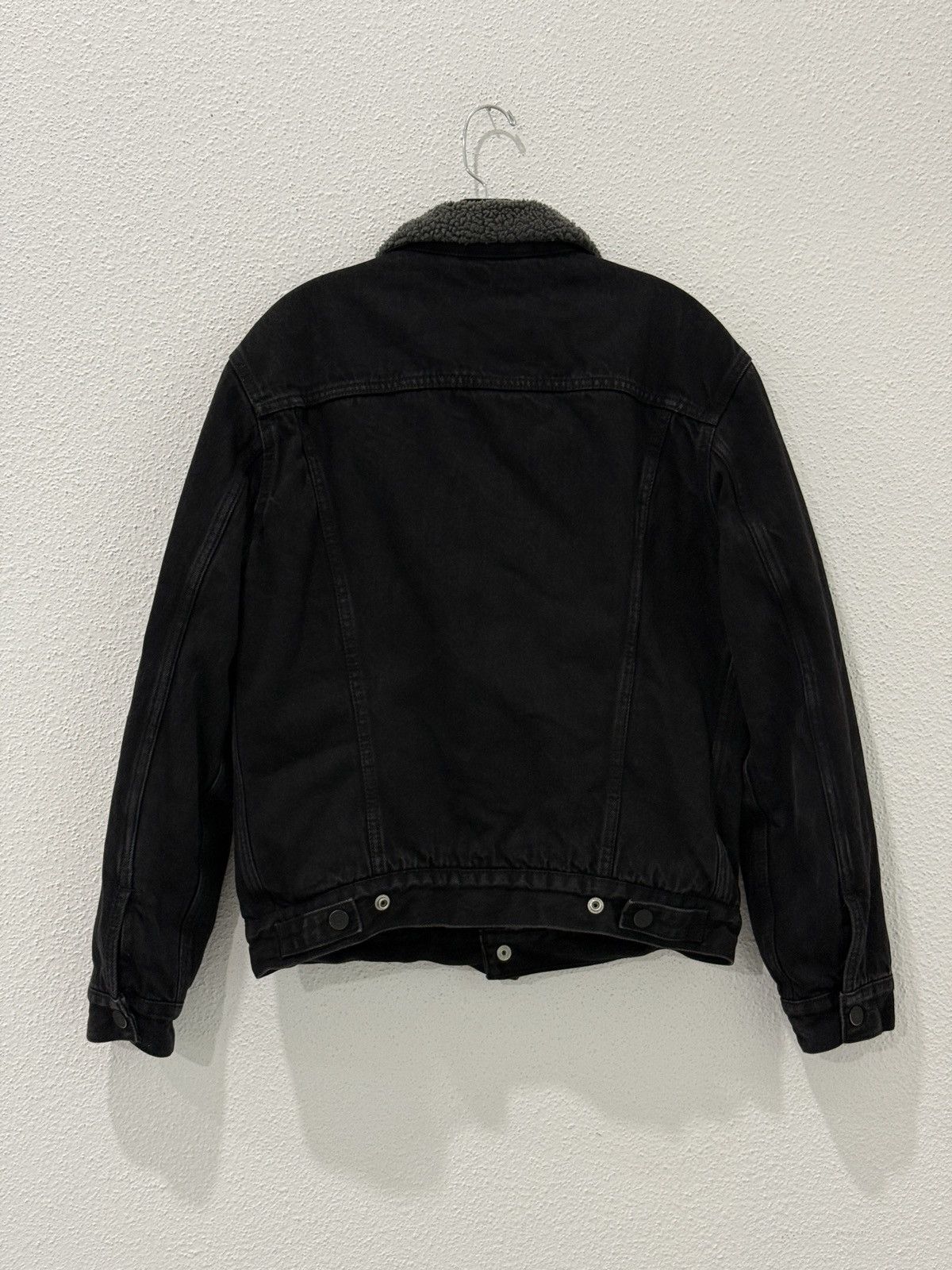 Levi's Levis Black Sherpa Lined Dark Wash Denim Trucker Jacket S Size US S / EU 44-46 / 1 - 3 Thumbnail