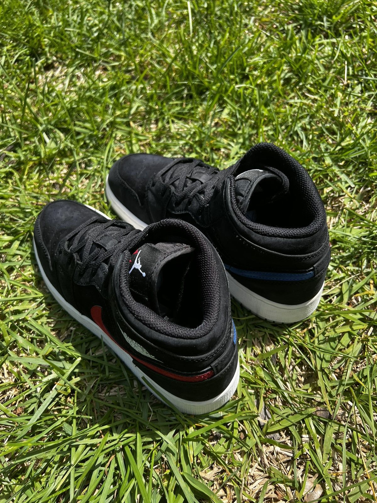 Jordan Brand CLEAN Air Jordan 1 Mid Retro size 6.5 Multi Swoosh shoes Size US 6.5 / EU 39-40 - 5 Thumbnail