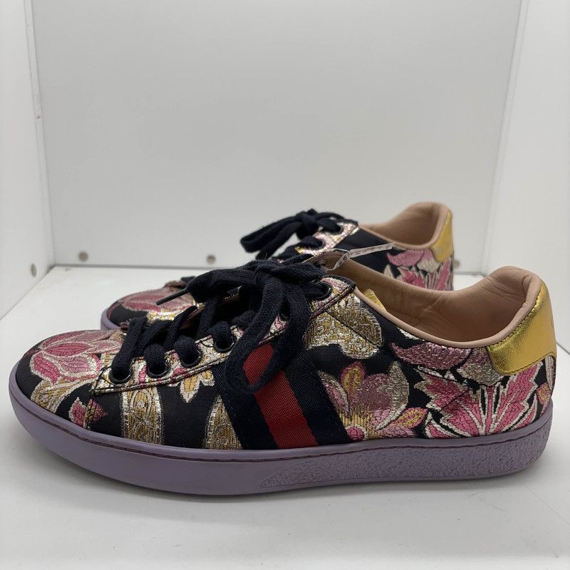 Gucci Gucci Multicolor Embroidered Sneakers Size US 5.5 / EU 38 - 1 Thumbnail