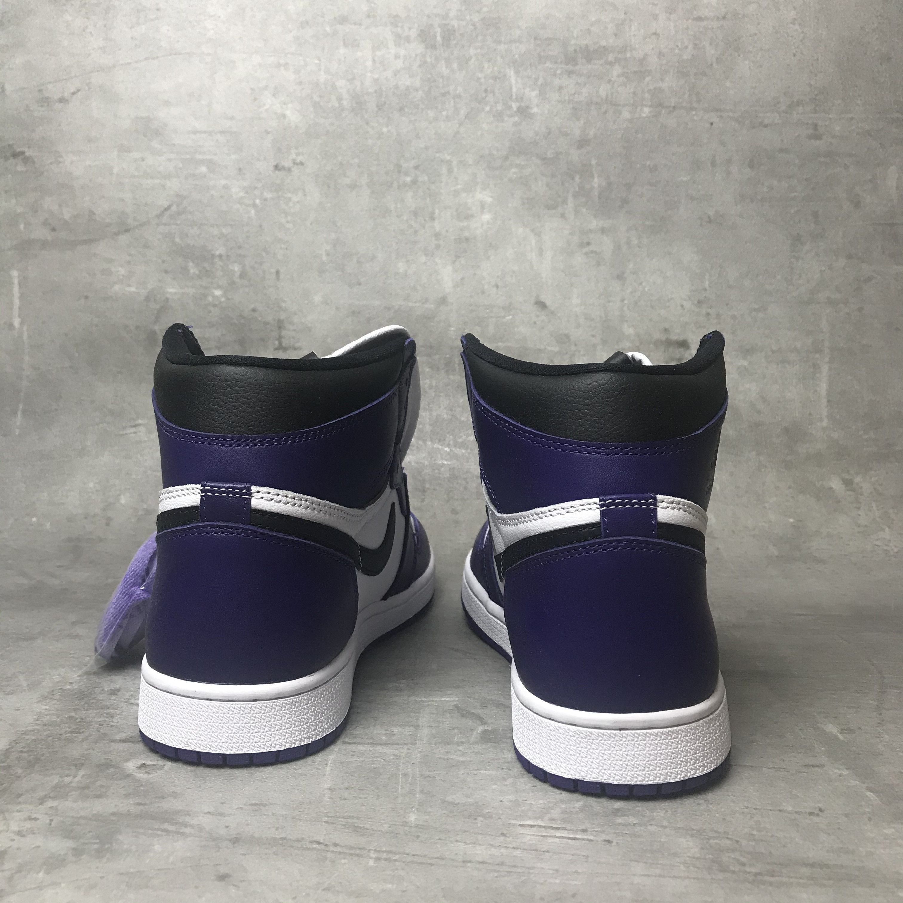 Jordan Brand NIKE Air Jordan 1 Retro High Purple Court 2.0 Size US 9.5 / EU 42-43 - 18 Thumbnail
