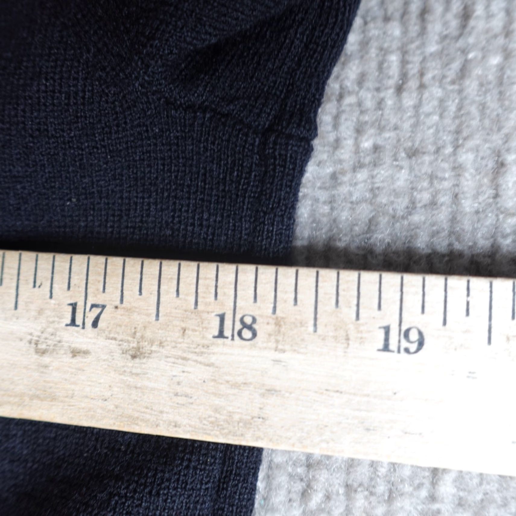 Theory Theory Dress Large Black Solid Wool Blend Sweater Long Sleeve Womens Crew Neck Casual Business Knee Length 01/202? (adjusted for clarity) Size L / US 10 / IT 46 - 7 Thumbnail