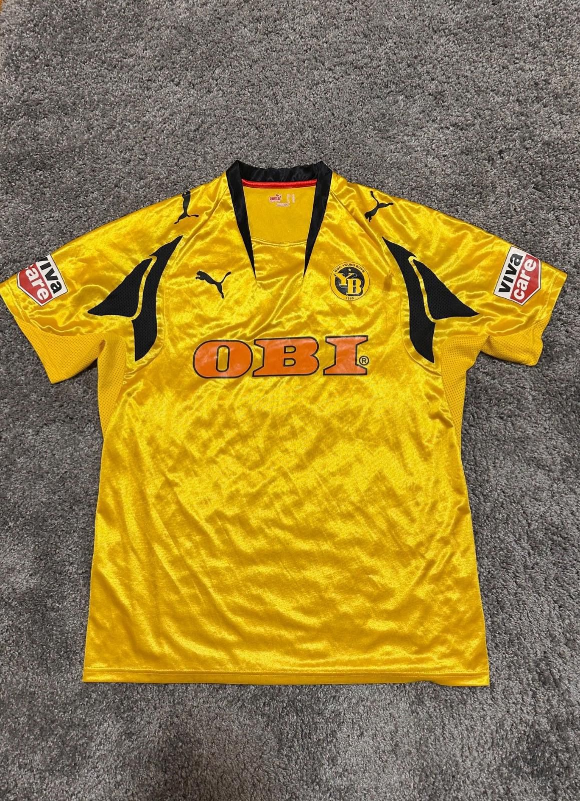 Puma Young Boys Home football shirt 2007 Soccer Puma Jersey Sz XL Size US XL / EU 56 / 4 - 1 Thumbnail