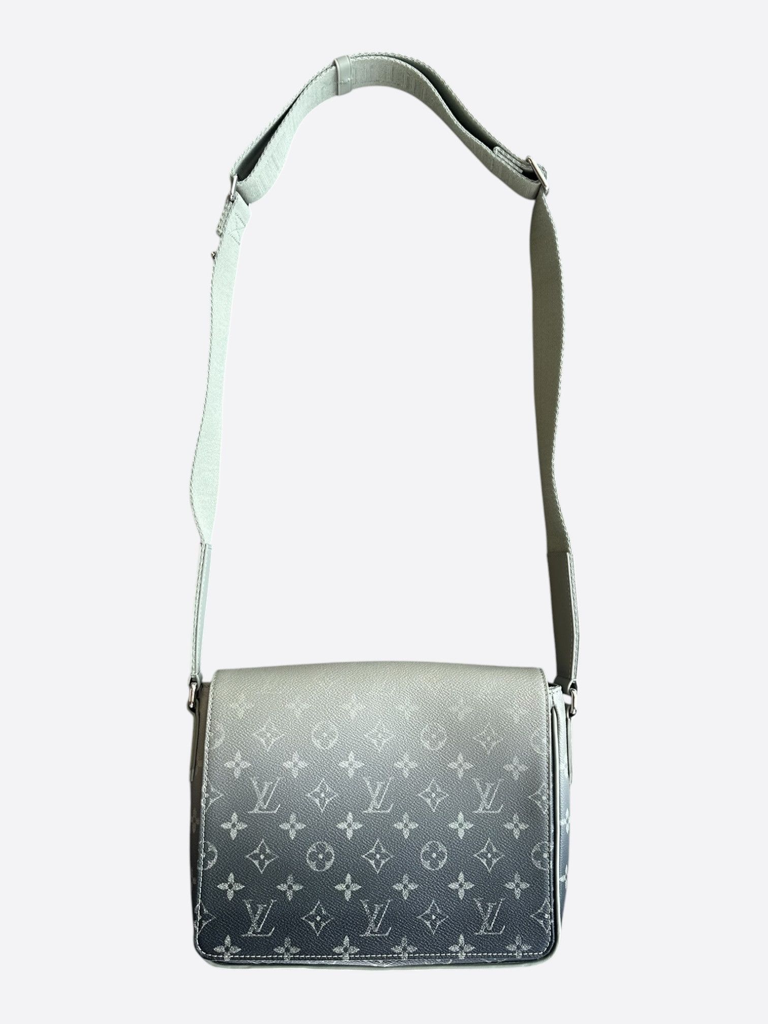 Louis Vuitton Khaki Gradient Monogram PM District Messenger Bag Size ONE SIZE - 1 Thumbnail