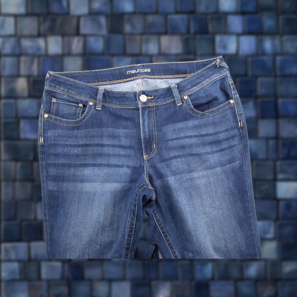 Vintage Maurices Jeans Bootcut Denim Blue Stretch Womens Size 16W Short Mid Rise 5-Pocket Design Pants Regular Size 38" / US 16 / IT 52 - 1 Thumbnail