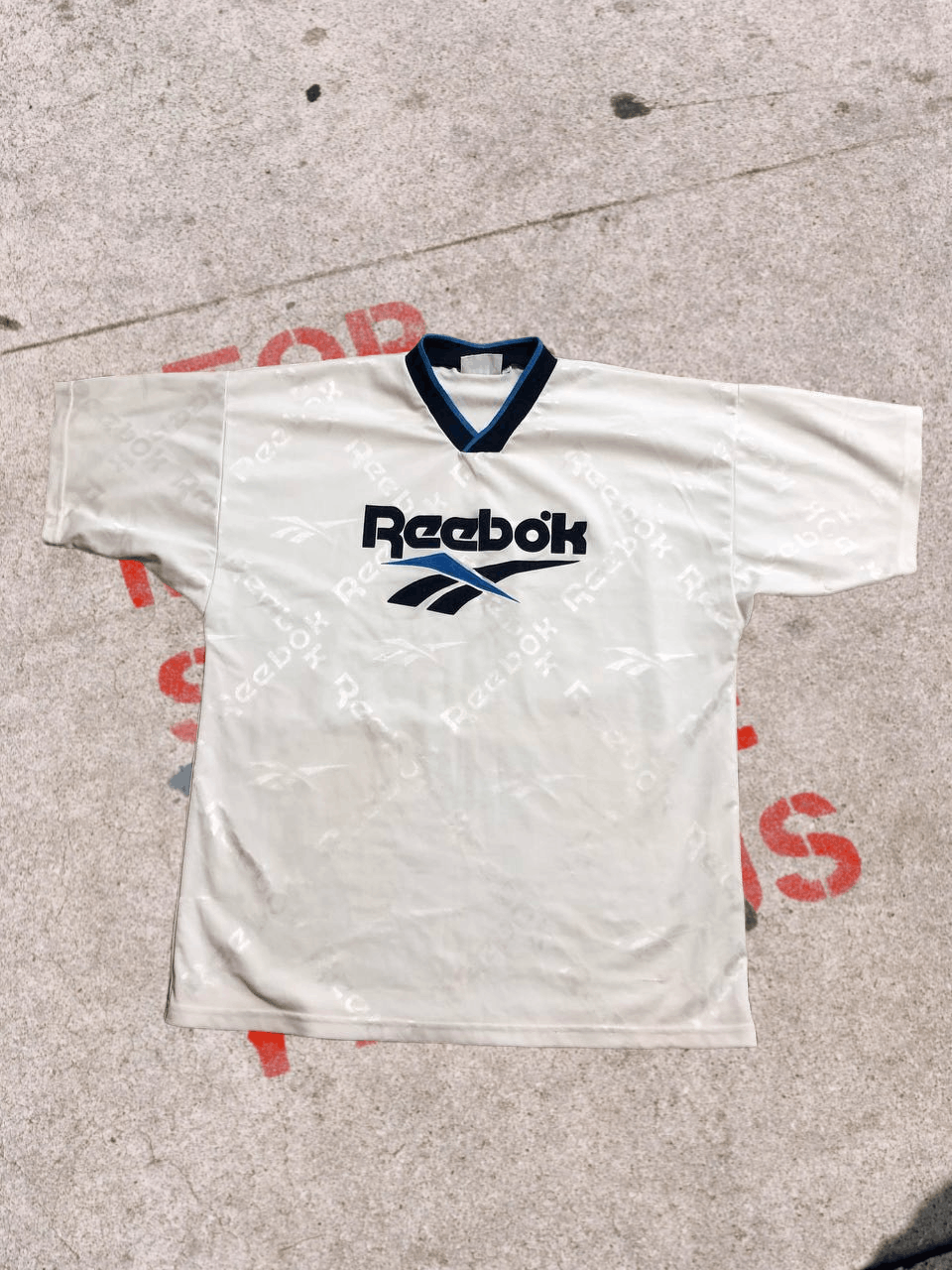 Reebok REEBOK Men’s Tee Minimal Design CENTER LOGO Size US XL / EU 56 / 4 - 1 Thumbnail