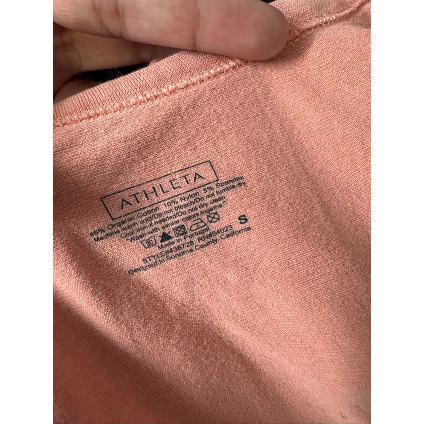 Athleta Athleta Ruched Side Fitted Tee Shirt Women’s Small Coral Stretch Top Size S / US 4 / IT 40 - 4 Thumbnail