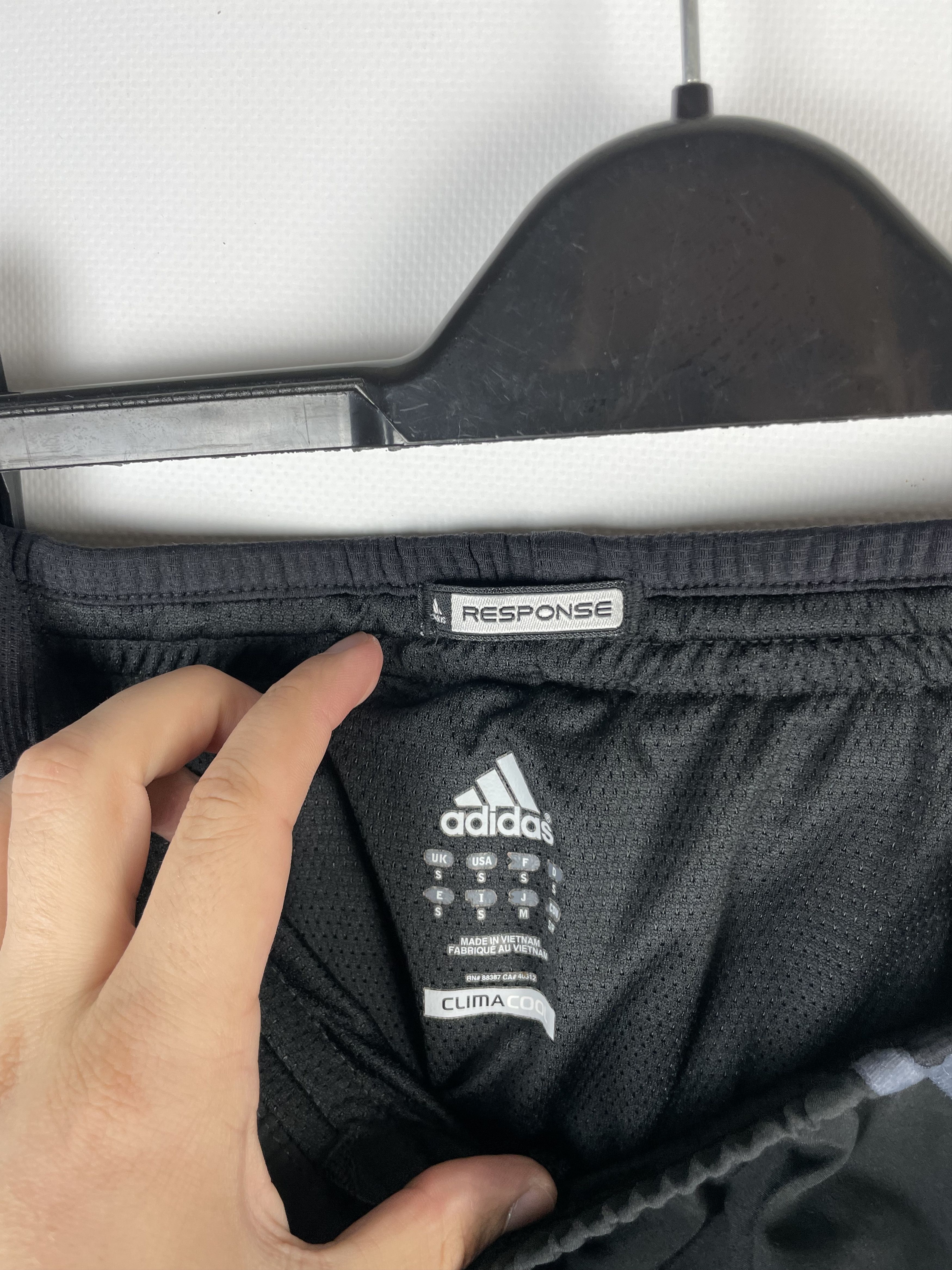 Adidas Vintage Adidas Shorts Y2k Size US 30 / EU 46 - 8 Thumbnail