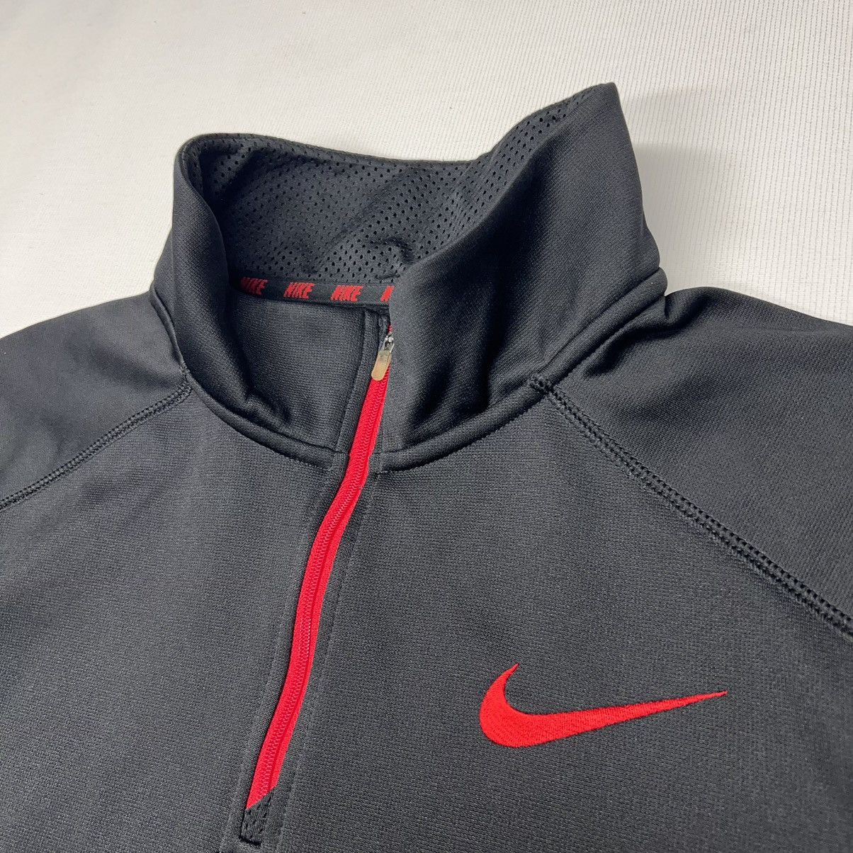 Nike Nike Therma Fit Quarter Zip Black Pullover 1/4 Fleece Red Size US S / EU 44-46 / 1 - 4 Thumbnail