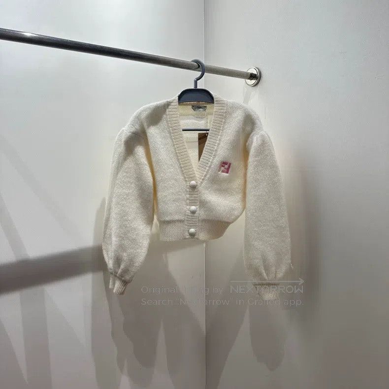 Fendi Fendi Double F Embroidered V-neck Short Knit Cardigan Size XS / US 0-2 / IT 36-38 - 1 Thumbnail