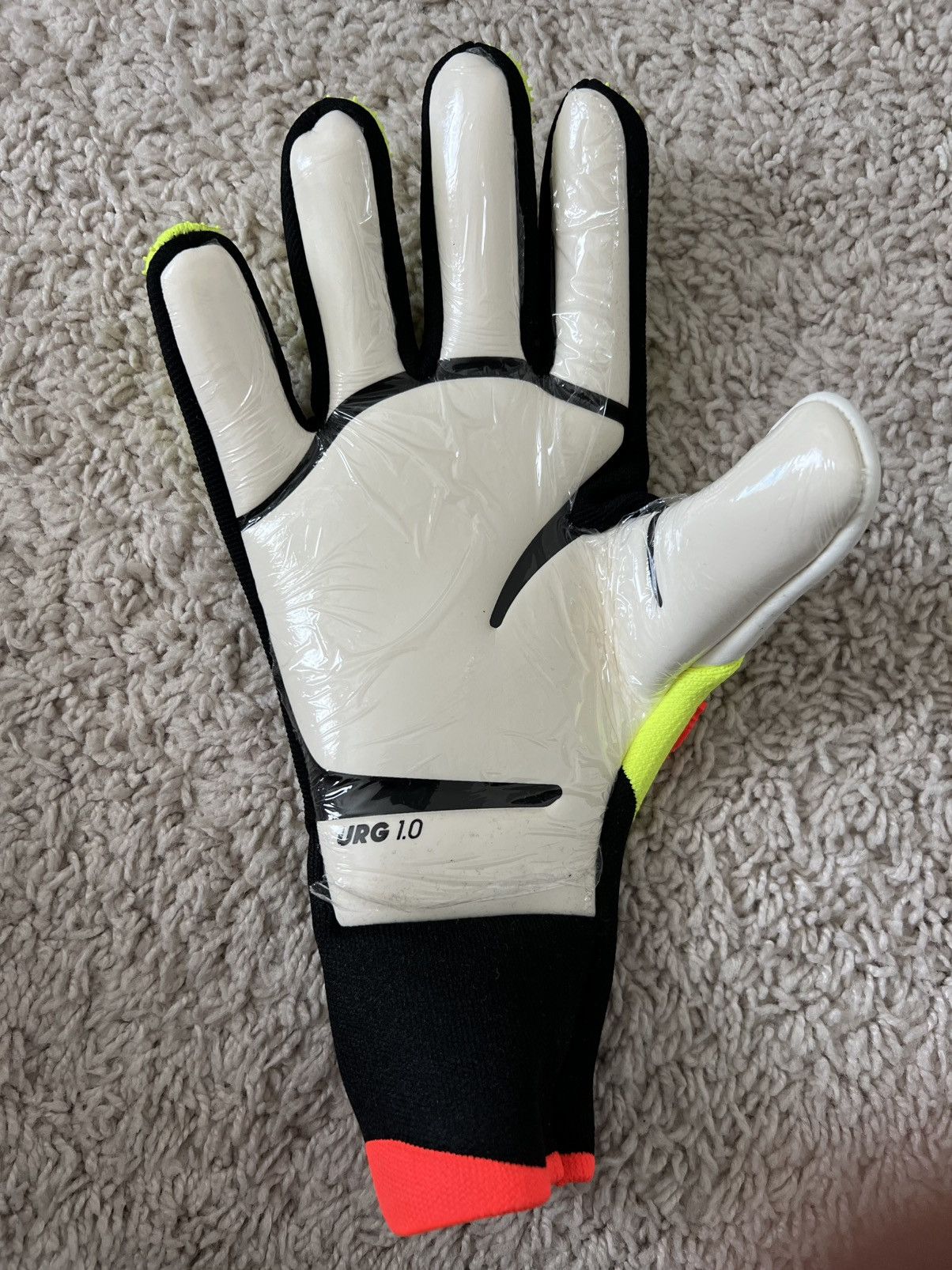 Adidas adidas PREDATOR PRO GL P GOALKEEPER Gloves Solar Yellow $160 Size ONE SIZE - 7 Thumbnail