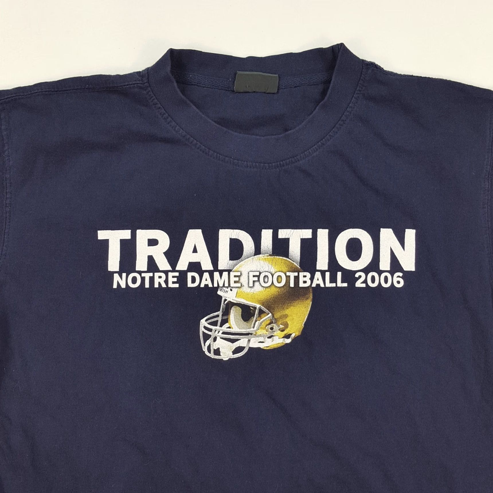 NCAA VINTAGE Notre Dame Football Fighting Irish NCAA Mens T-Shirt Blue S Nike? Size US S / EU 44-46 / 1 - 2 Thumbnail