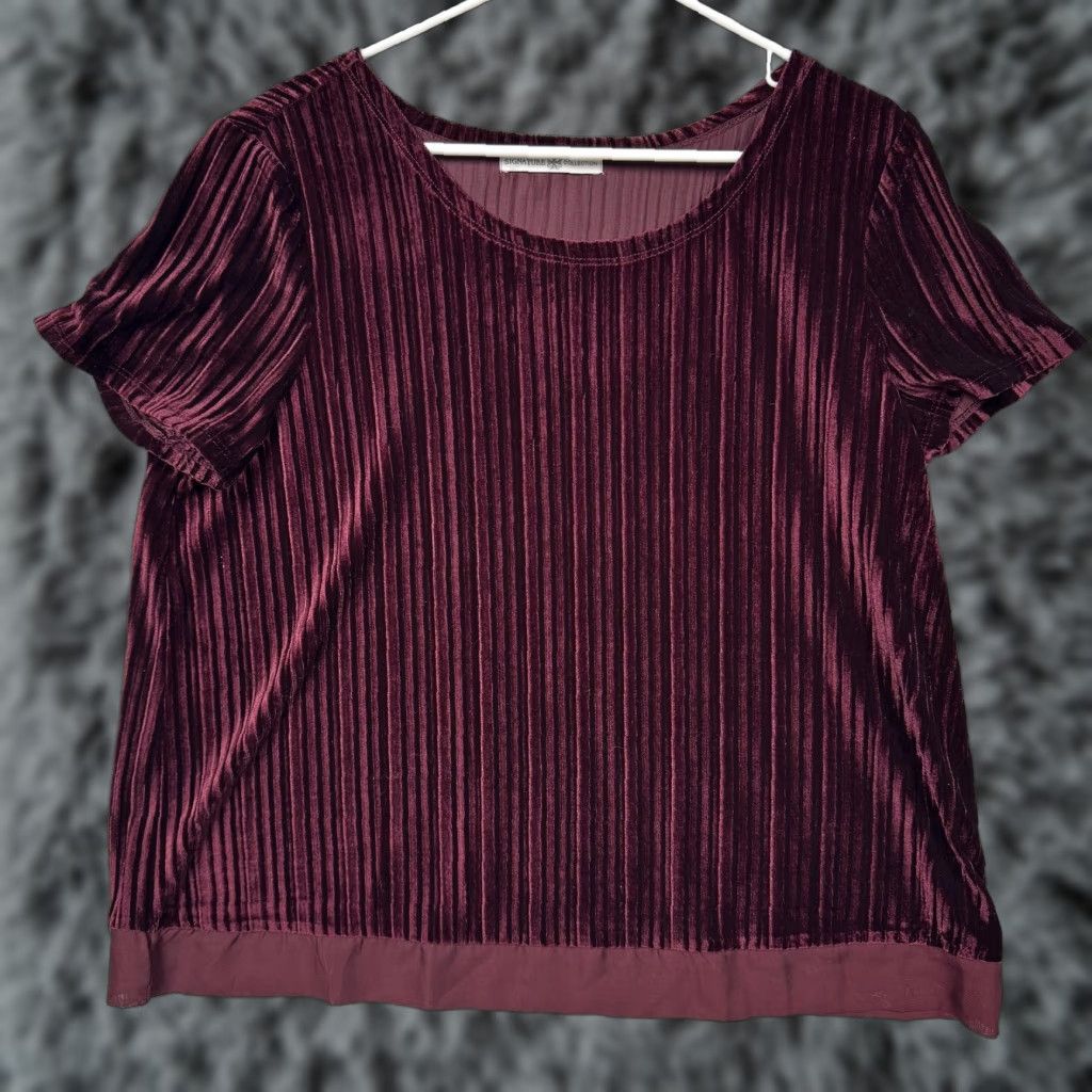 Vintage Signature Collection Blouse Womens Sz XL Burgundy Pleated Crushed Velvet Valentines Day Size XL / US 12-14 / IT 48-50 - 1 Thumbnail