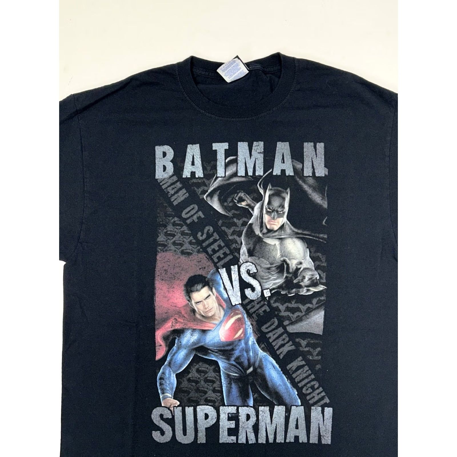 Jerzees Batman Vs Superman Shirt Medium Black 2016 Movie Comic Size US M / EU 48-50 / 2 - 3 Thumbnail