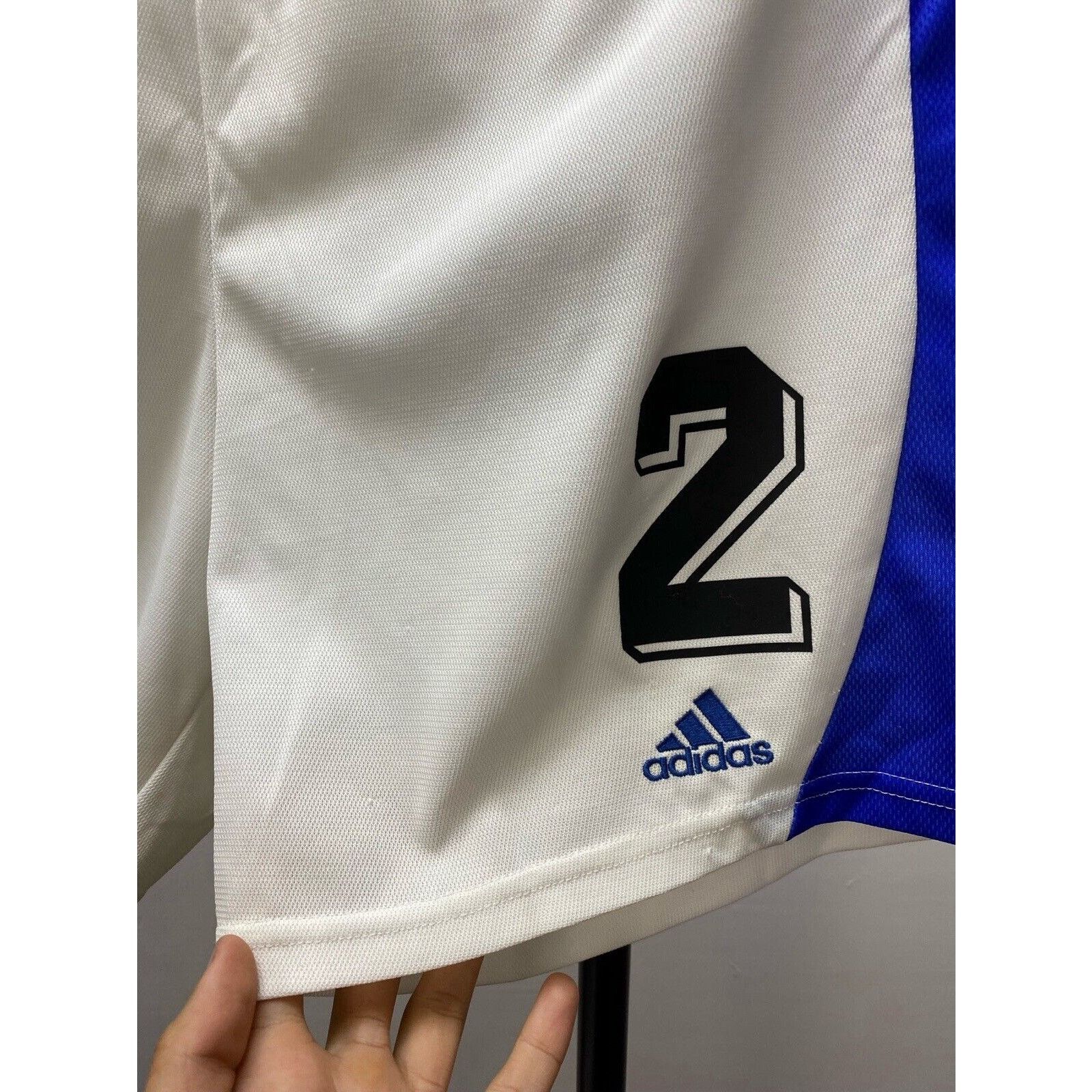 Adidas Grasshopper Club Zurich 2000s #2 Football Soccer Shorts Size US 34 / EU 50 - 3 Thumbnail