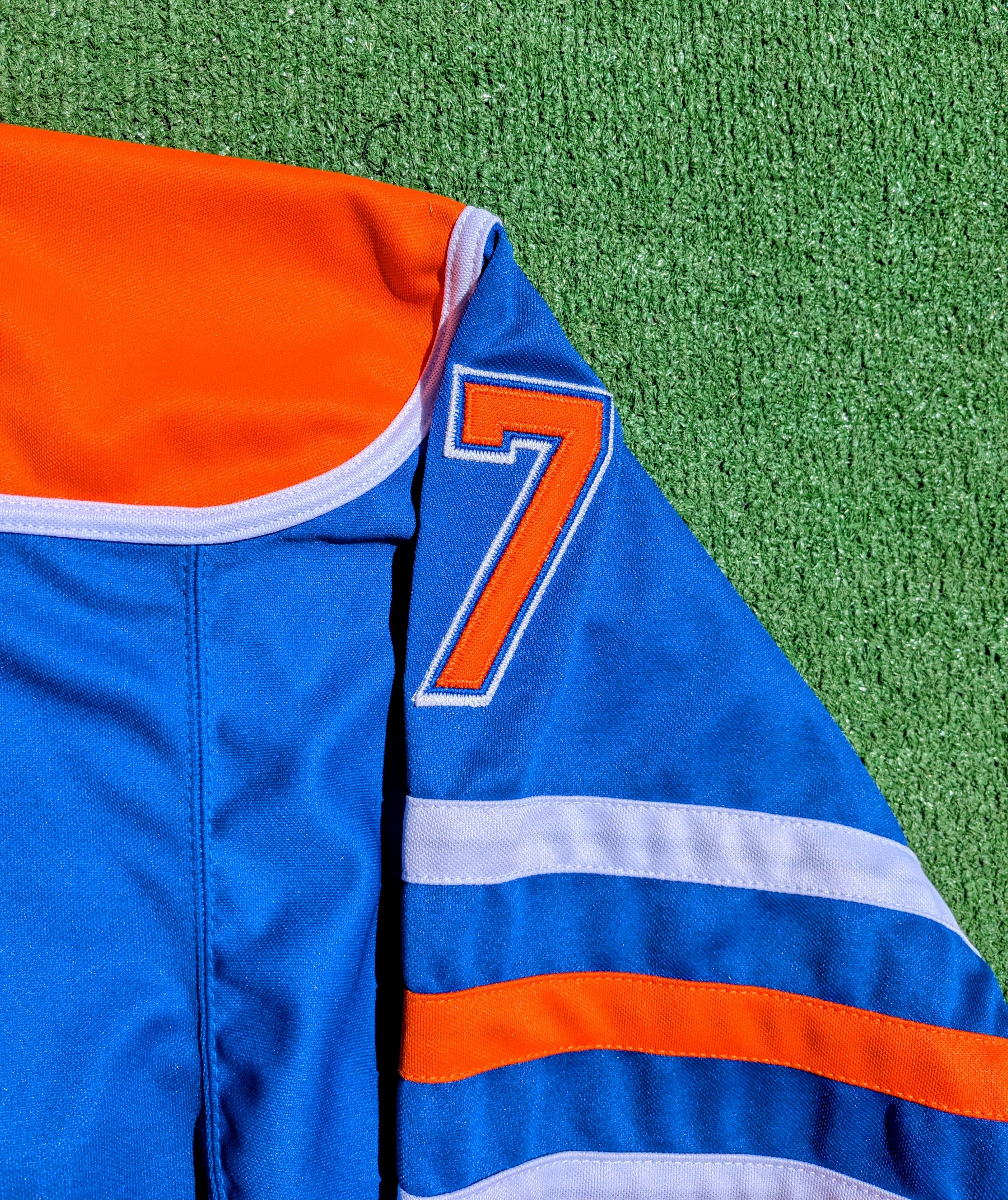 Other VTG Kevin Smith #37 Hockey Jersey Sz44 FatMan On Batman EUC Size US M / EU 48-50 / 2 - 6 Thumbnail