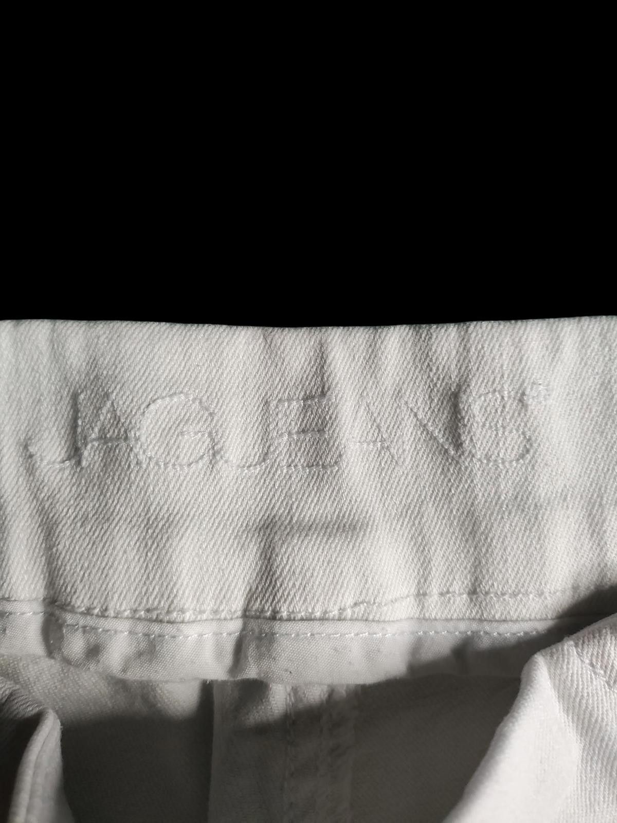 Designer JAG Jeans Gracie 5" White Shorts Size 6 Size 28" / US 6 / IT 42 - 2 Thumbnail