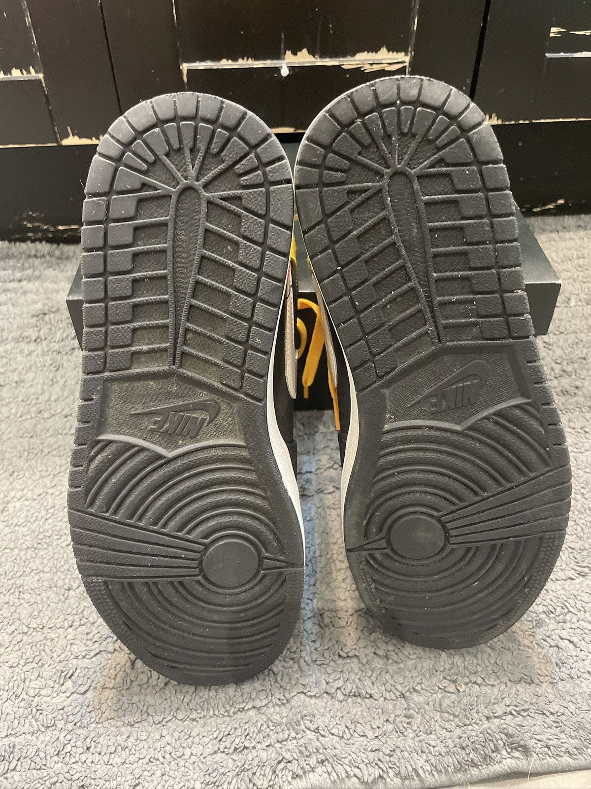 Nike Air jordon 1 mid se amarillo Size US 9 / EU 42 - 5 Thumbnail