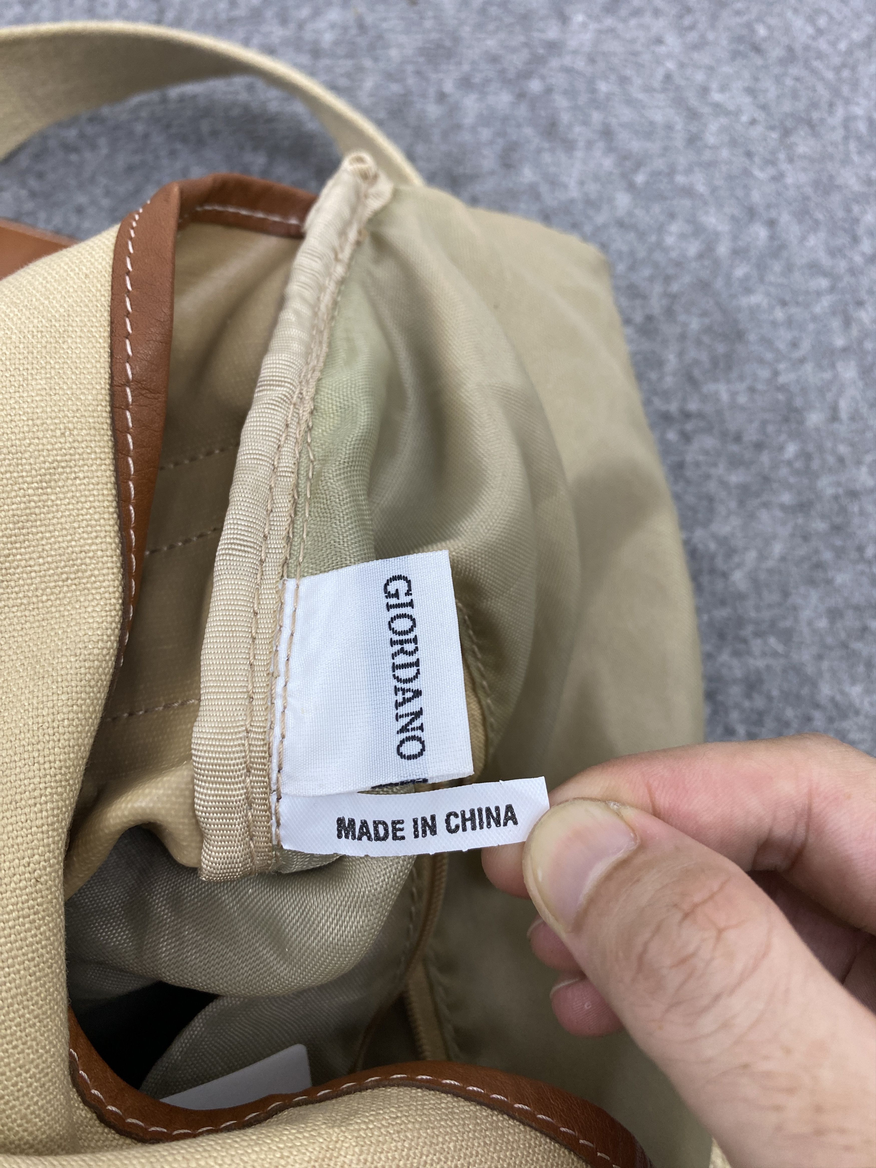 Giordano Vintage Giordano Canvas Leather Sling Bag BG0116 Size ONE SIZE - 14 Thumbnail