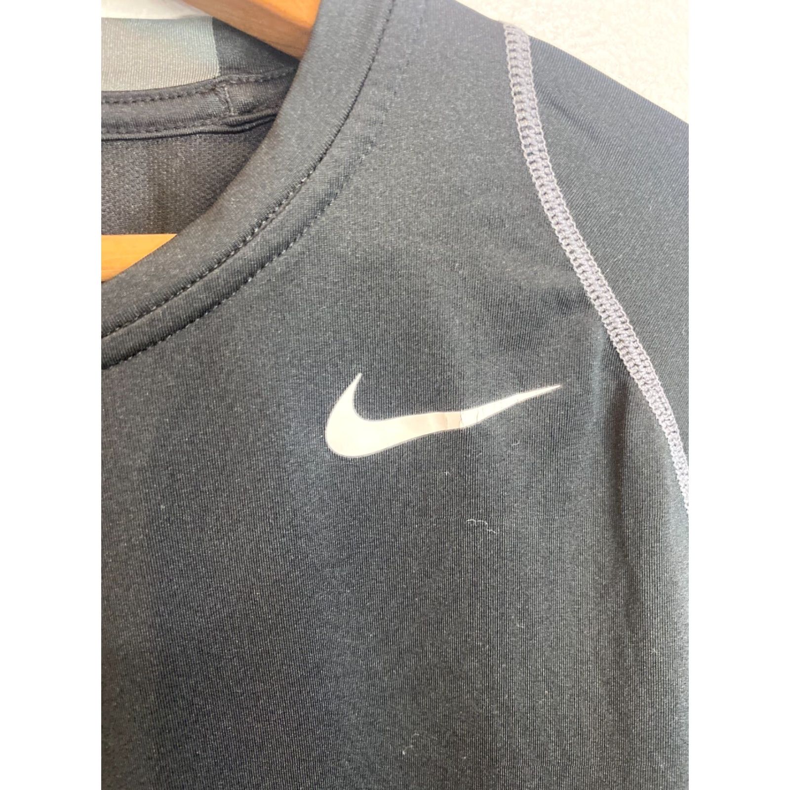 Nike Nike Pro Tee T-Shirt Long Sleeve Crew Neck Men's Small Black Nike Dri-FIT Logo Graphic T-Shirt Size US S / EU 44-46 / 1 - 2 Thumbnail