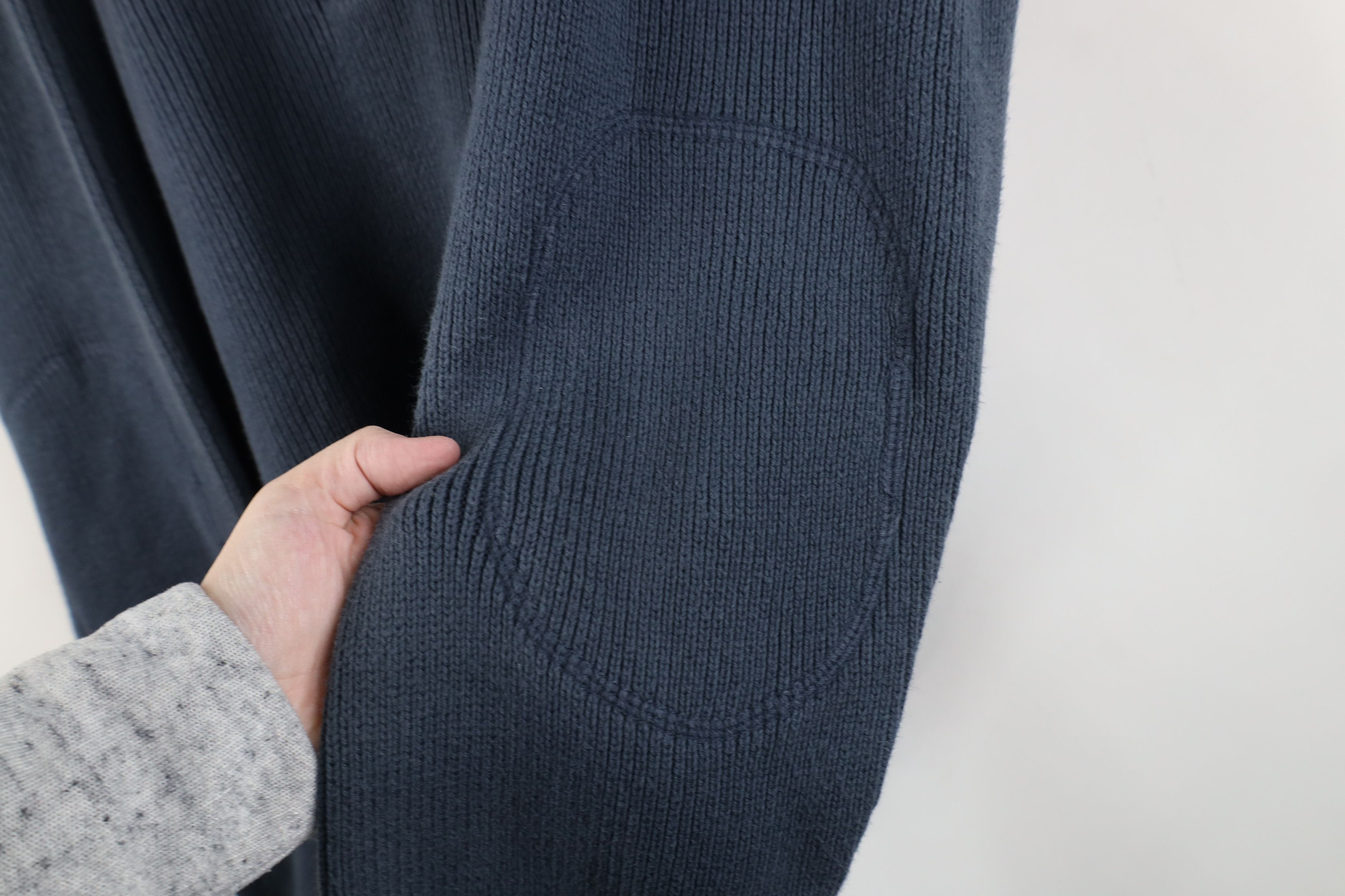 Vintage Vintage Streetwear Heavyweight Ribbed Knit Henley Sweater Size US L / EU 52-54 / 3 - 7 Thumbnail