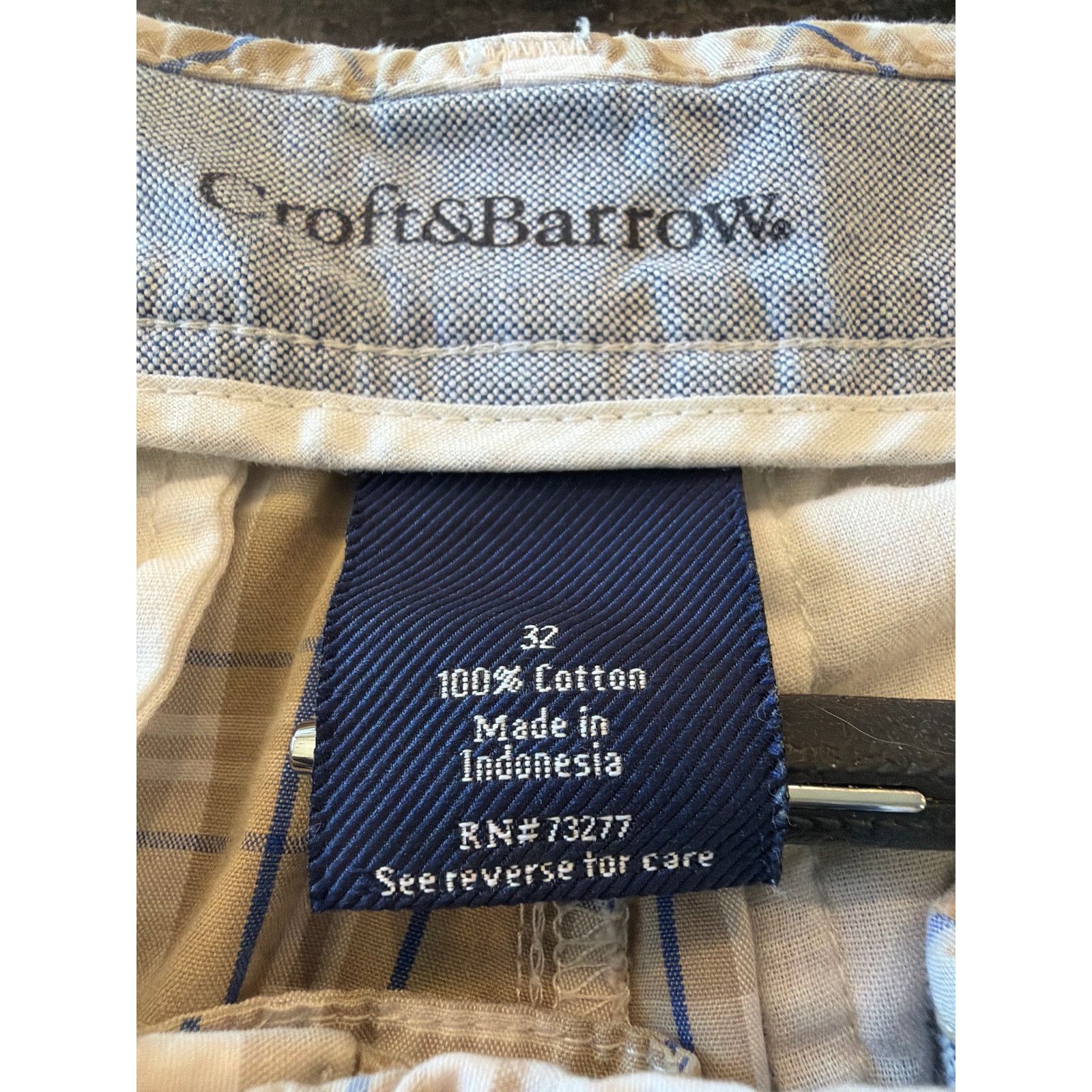 Croft & Barrow Croft & Barrow tan and navy plaid shorts 100% Cotton Sz 32. Size US 32 / EU 48 - 2 Thumbnail