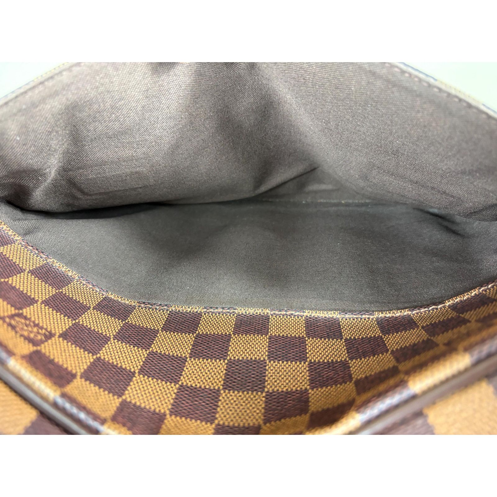 Louis Vuitton Authentic Louis Vuitton Shelton MM Damier Ebene Messenger Size ONE SIZE - 12 Thumbnail