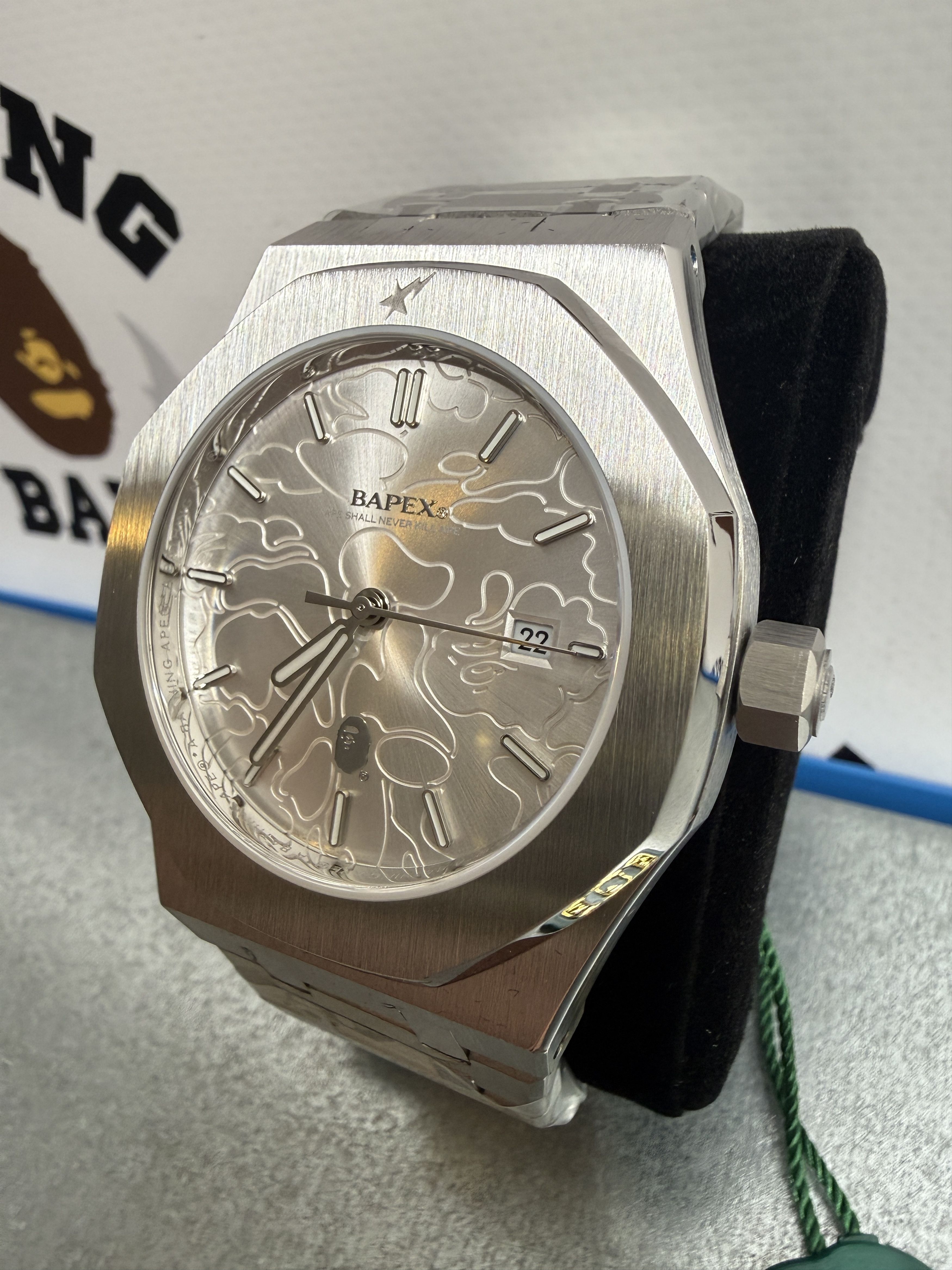 Bape BAPE TYPE 9 BAPEX #1 (2026) Size ONE SIZE - 4 Thumbnail