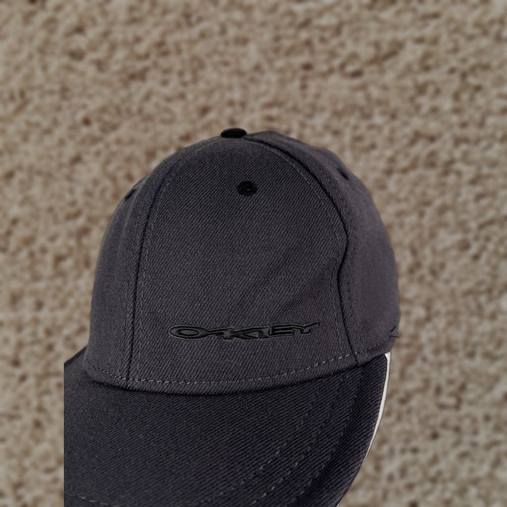 Oakley Oakley Hat Cap Fitted Adult Medium Black A-Flex Wool Acrylic Blend Stretch hat Size ONE SIZE - 1 Thumbnail