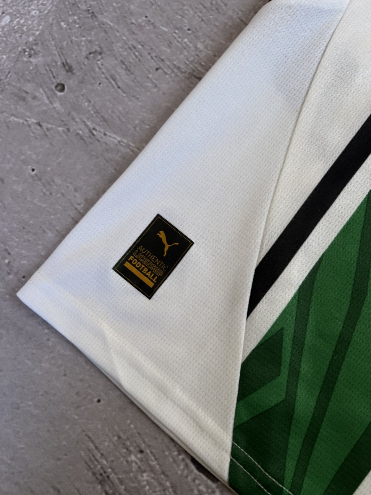 Puma Borussia Monchengladbach Shirt Puma 2024/25 #2 Chiarodia M Size US M / EU 48-50 / 2 - 8 Thumbnail
