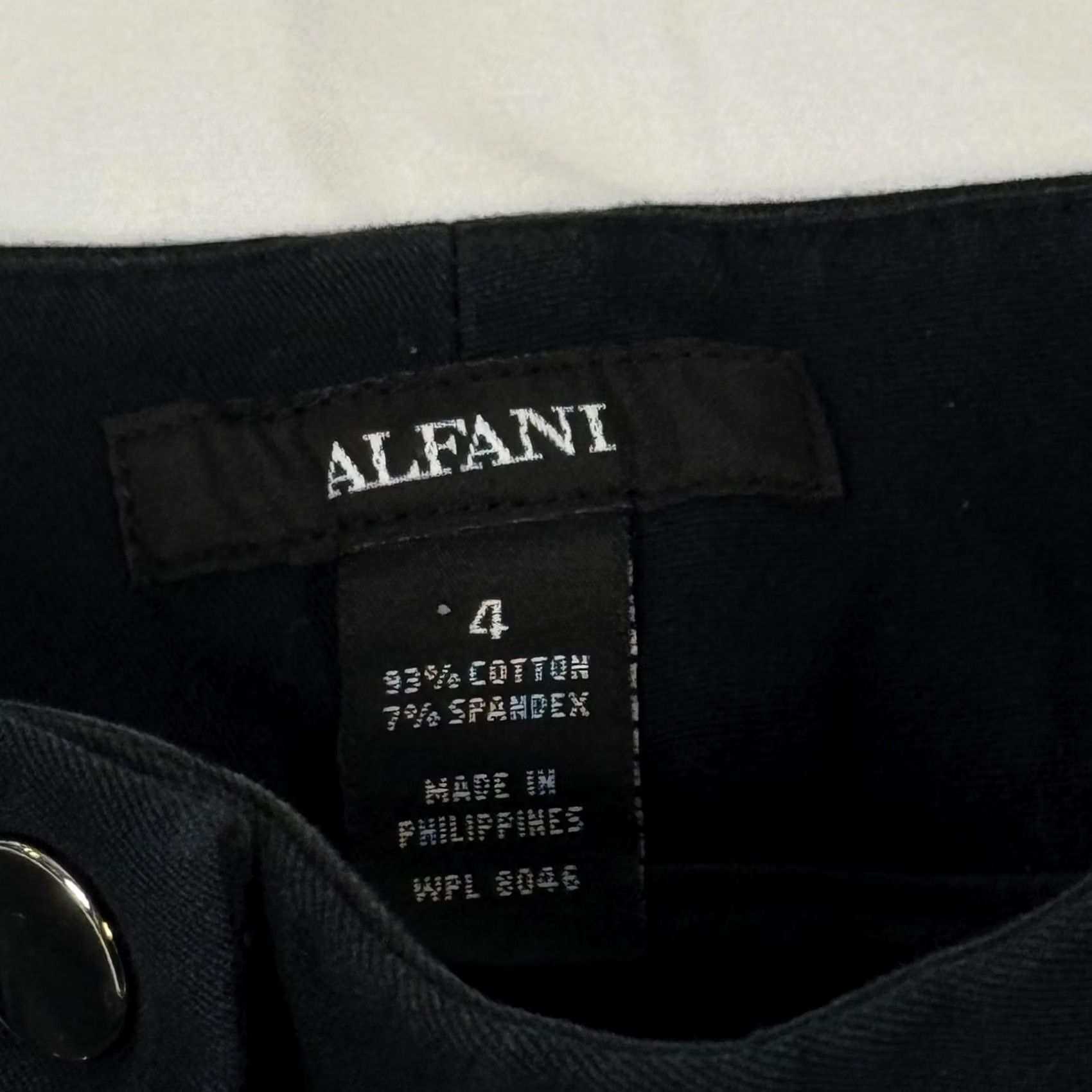 Alfani Alfani Pants Black Cropped Capri Stretch Zip Pocket Career Office Minimalist Women 4 Slim Straight Front Zip Pockets Twill Cotton Spandex Size 27" / US 4 / IT 40 - 3 Thumbnail