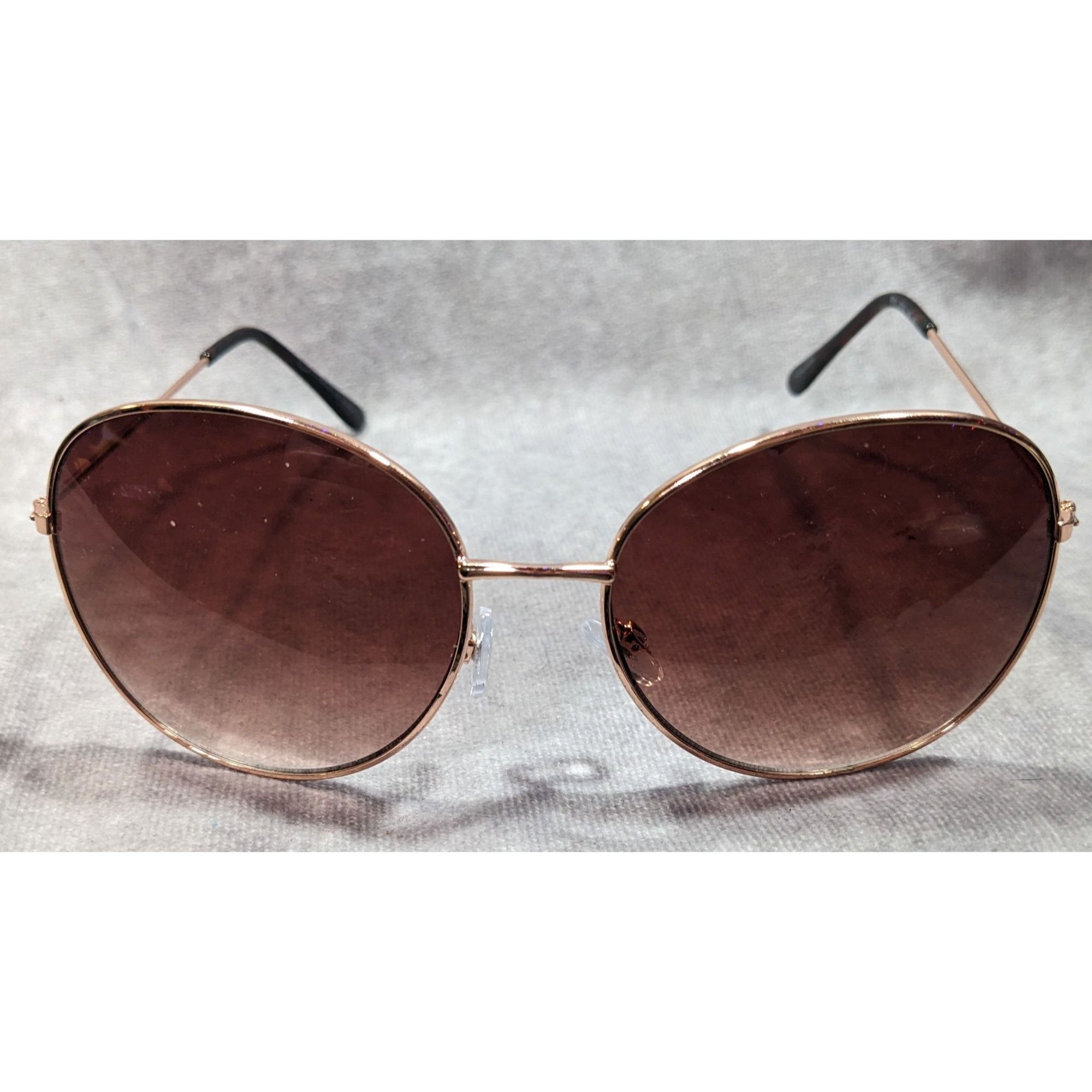 Oscar De La Renta Oscar De La Renta Retro Gold Tone And Tortoise Sunglasses Mo Size ONE SIZE - 1 Thumbnail