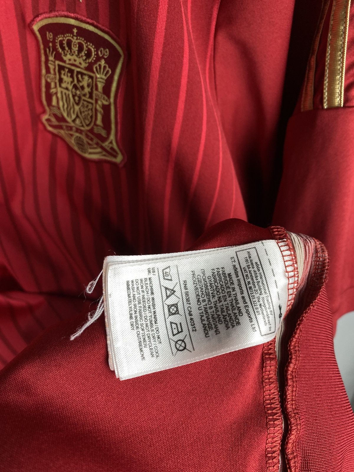 Adidas × Vintage Vintage Adidas FIFA Spain 2014 Soccer Football Jersey Size US L / EU 52-54 / 3 - 10 Thumbnail