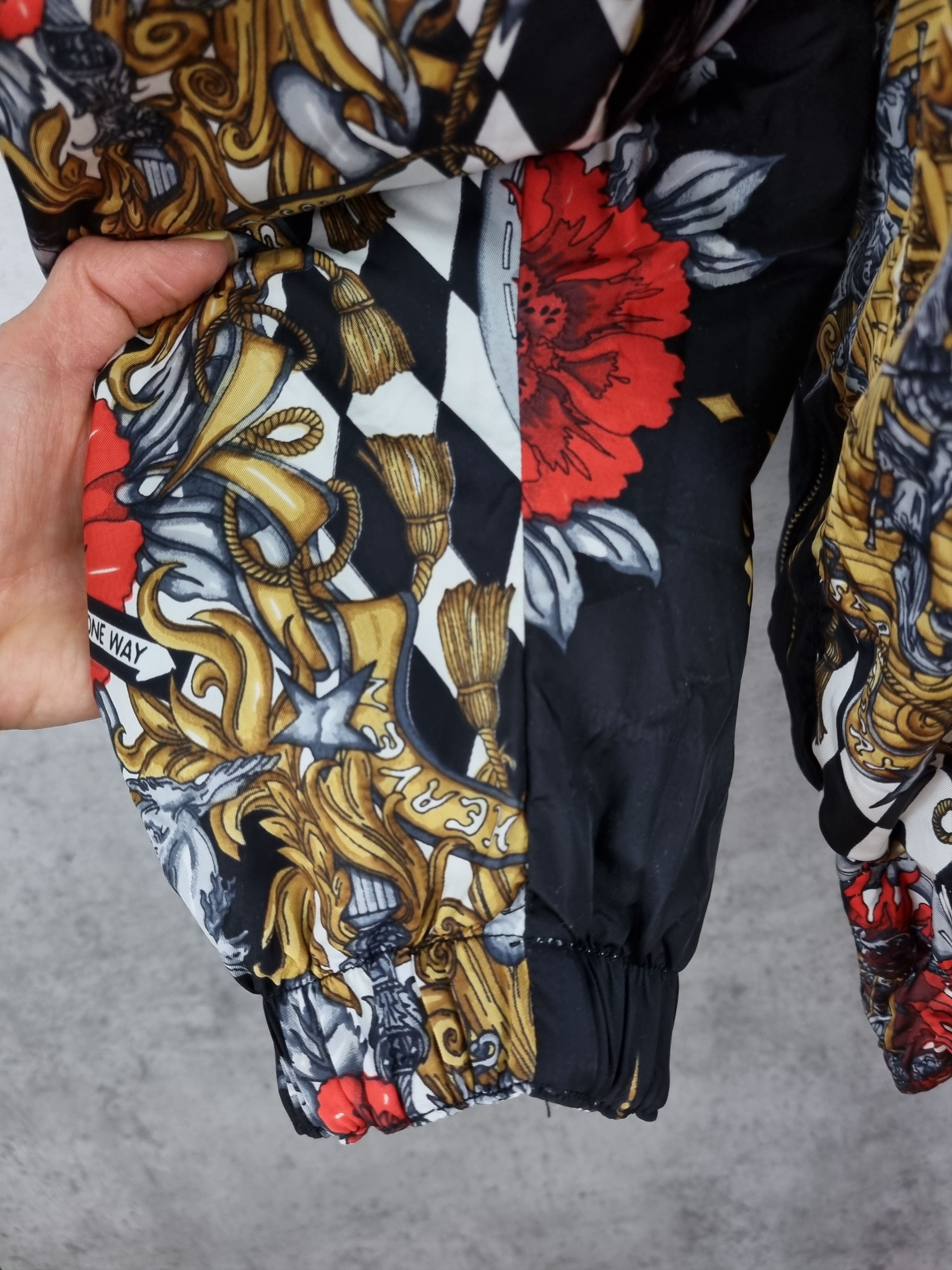 Japanese Brand 80s Stairway to Heaven 2 side Anorak jacket VERSACE style Size US L / EU 52-54 / 3 - 10 Thumbnail