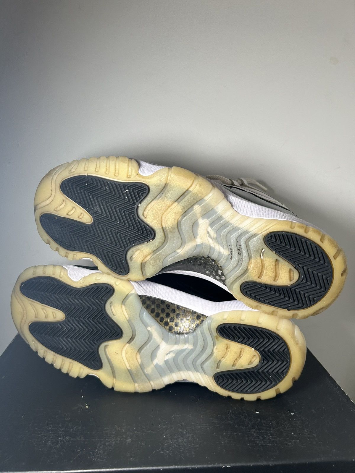 Jordan Brand Jordan 11 Size US 8 / EU 41 - 4 Thumbnail