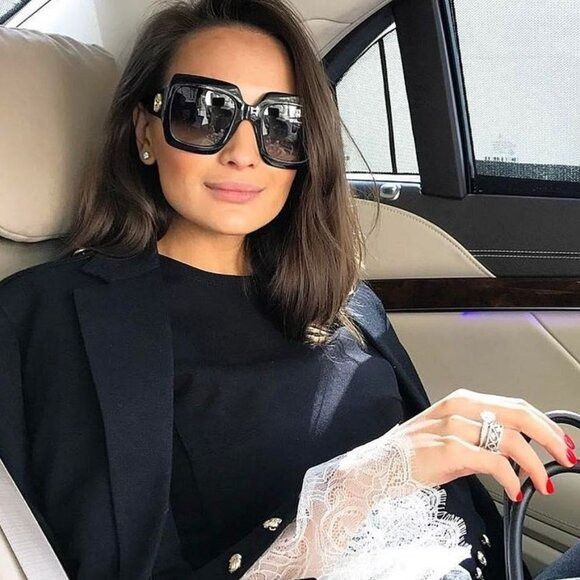 Gucci Gucci GG0053SN 001 Sunglasses Black Square Frame, Grey Size ONE SIZE - 4 Thumbnail